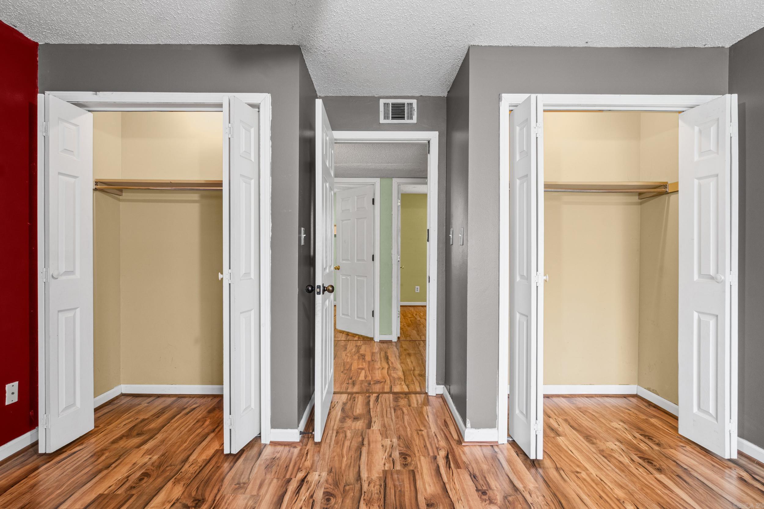 HARTWELL PLACE - Residential
