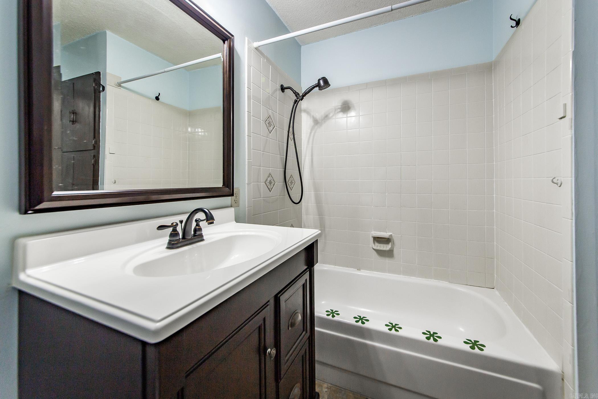 CANNONGATE - Residential