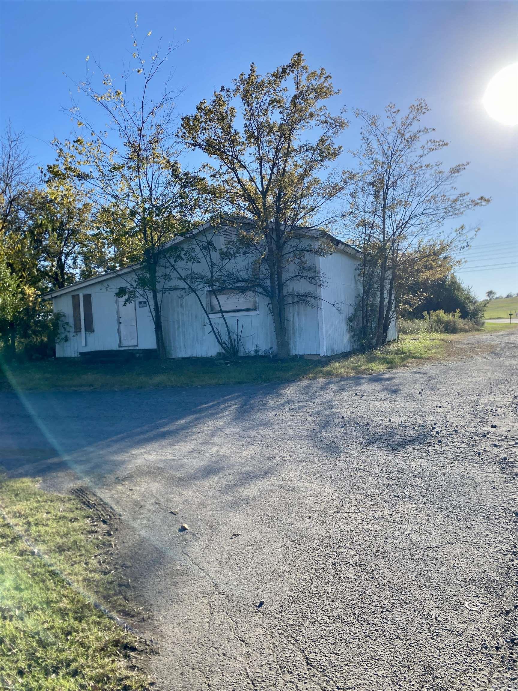 Metes & Bounds - Land