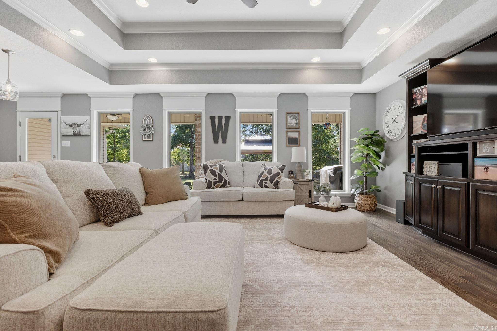 Jacob Creek - Residential