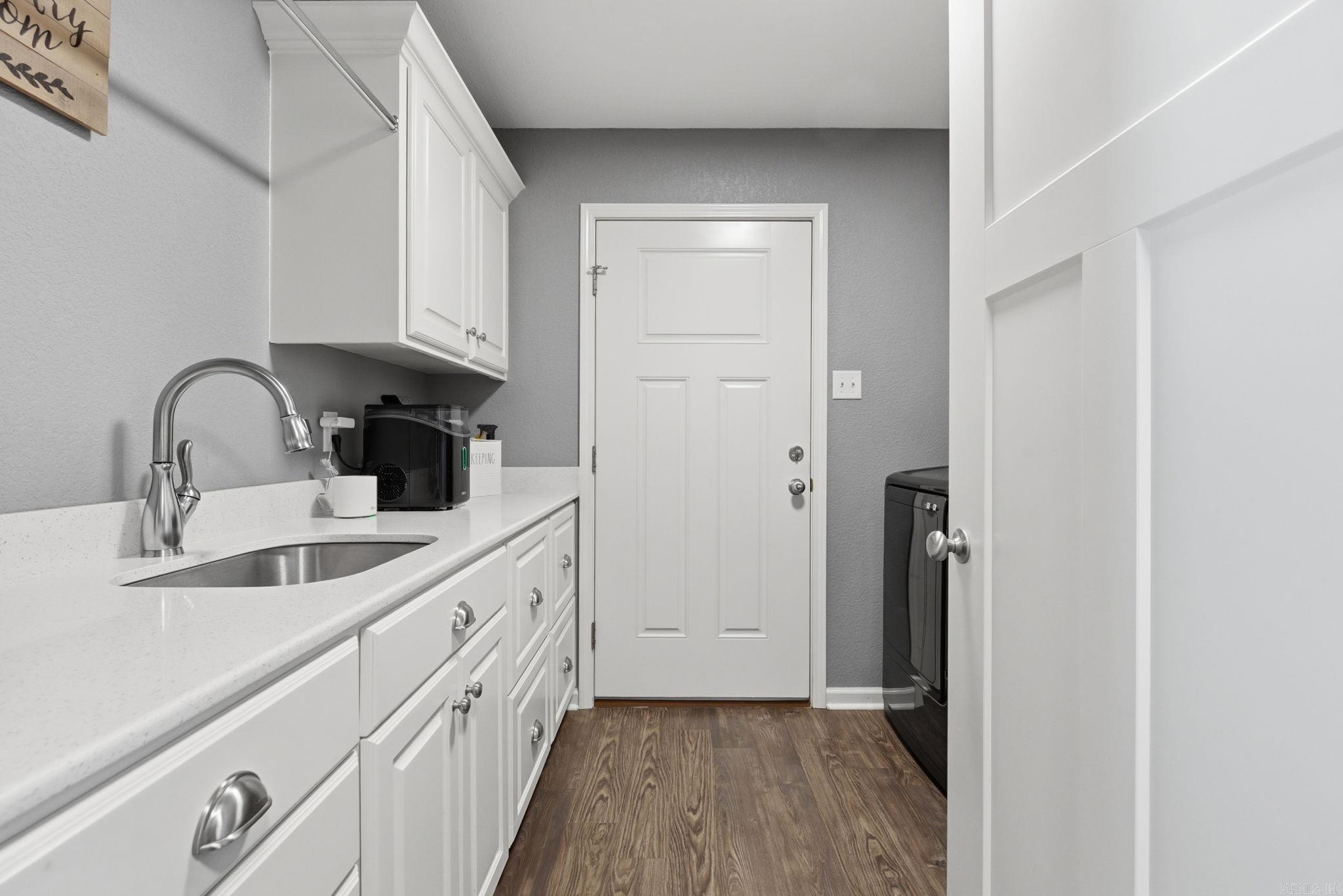 Jacob Creek - Residential