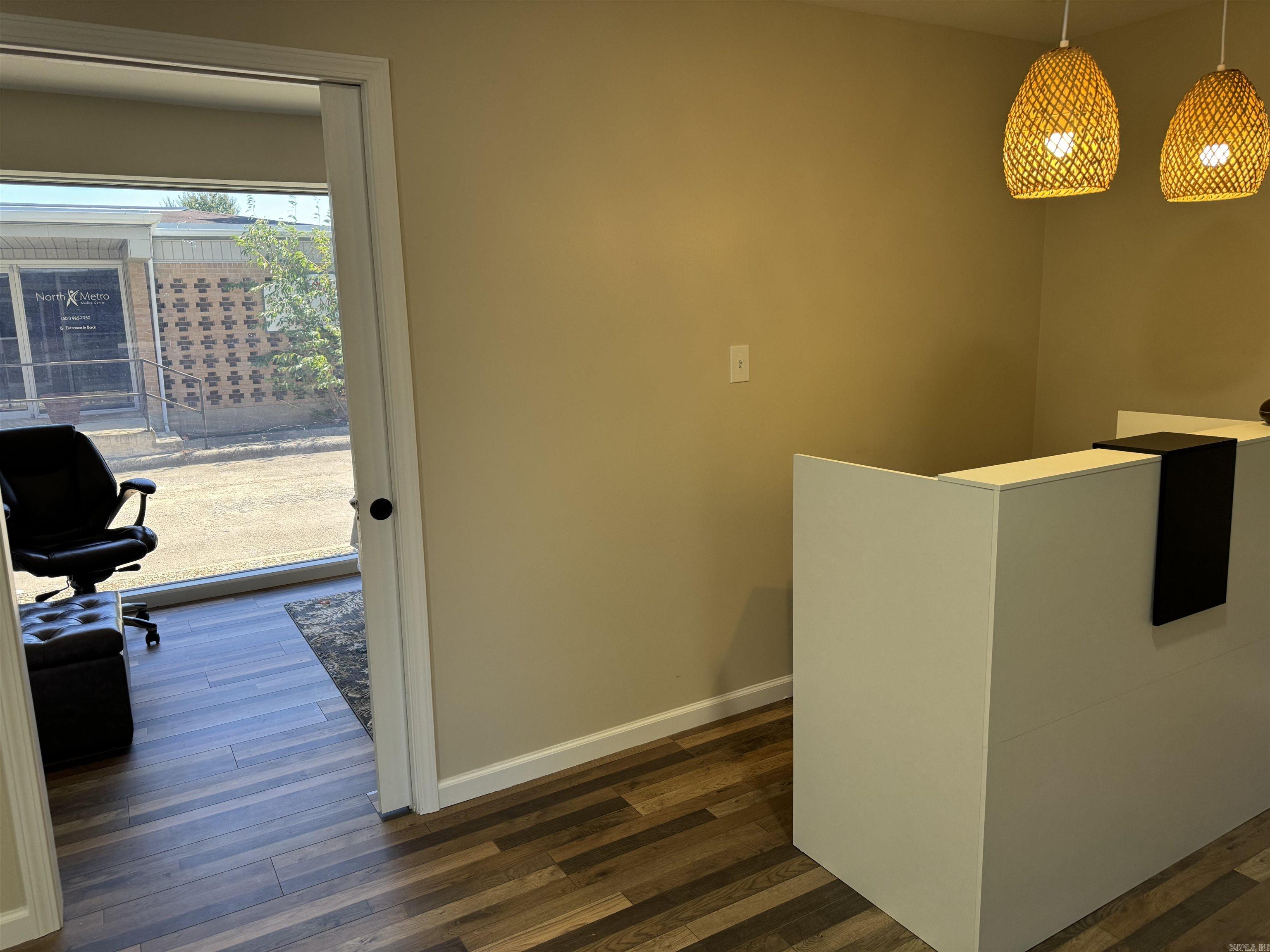 Jacksonville - Commercial Sale