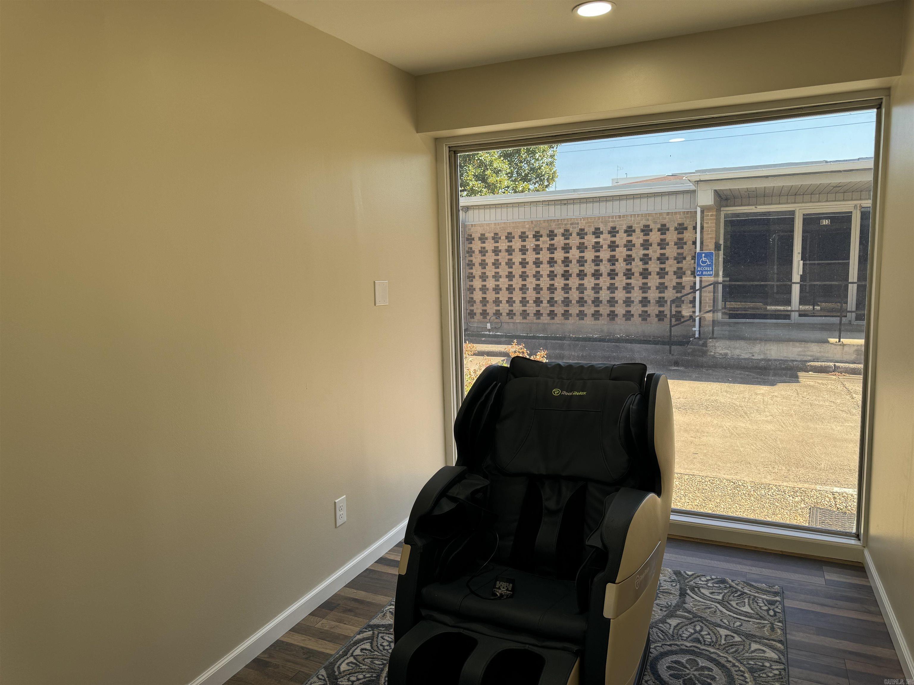 Jacksonville - Commercial Sale