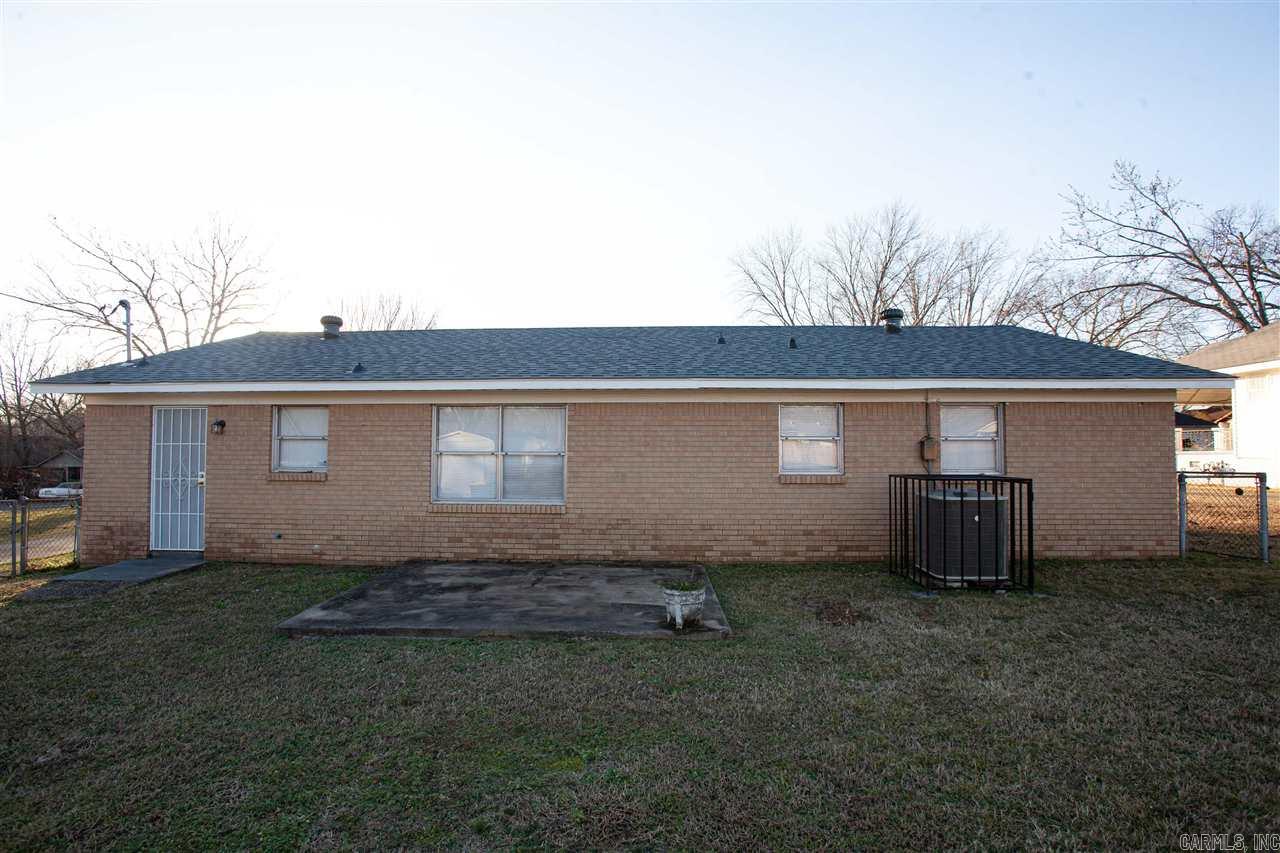 Adams - Residential Lease