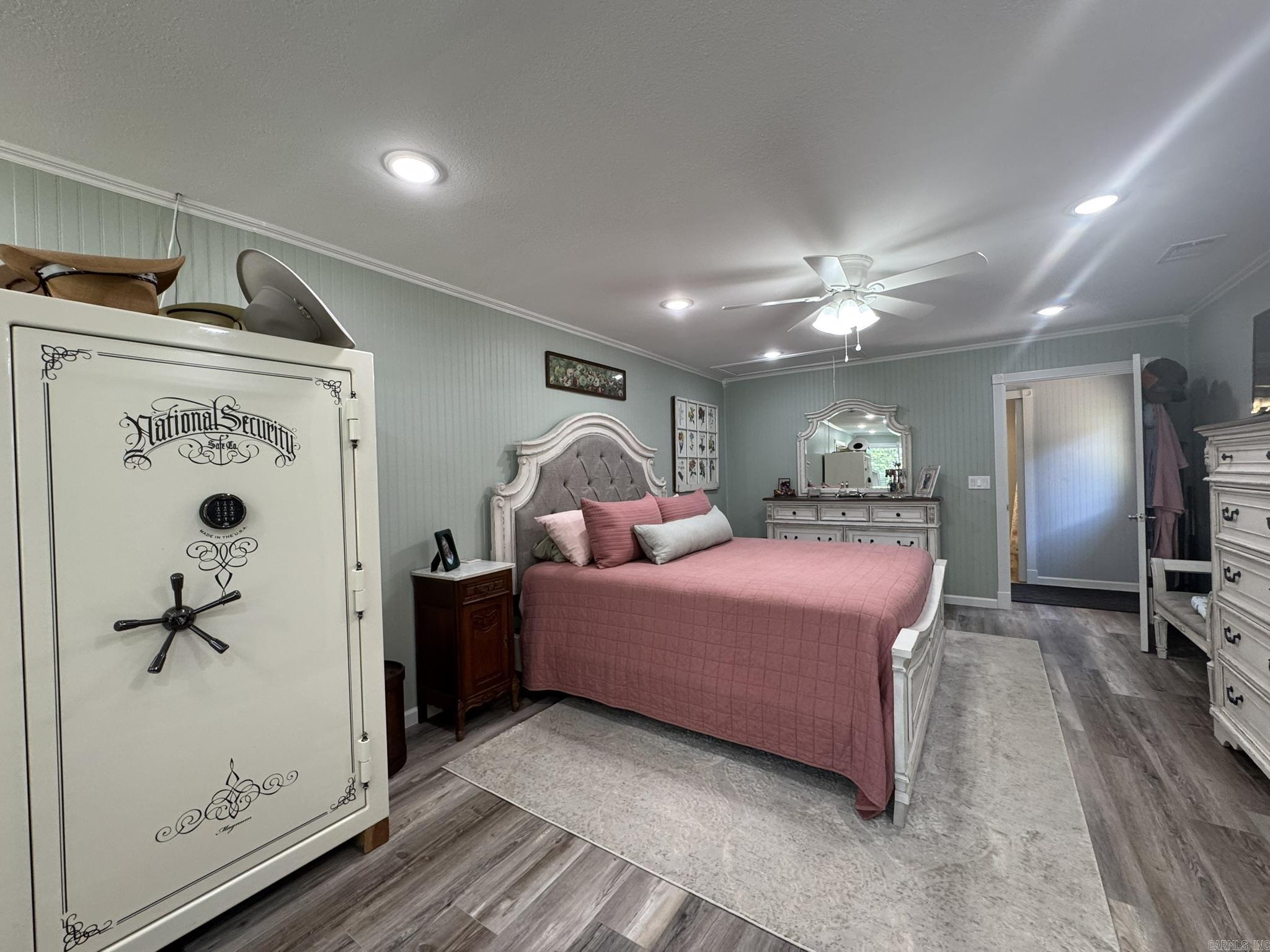 Metes & Bounds - Residential Income