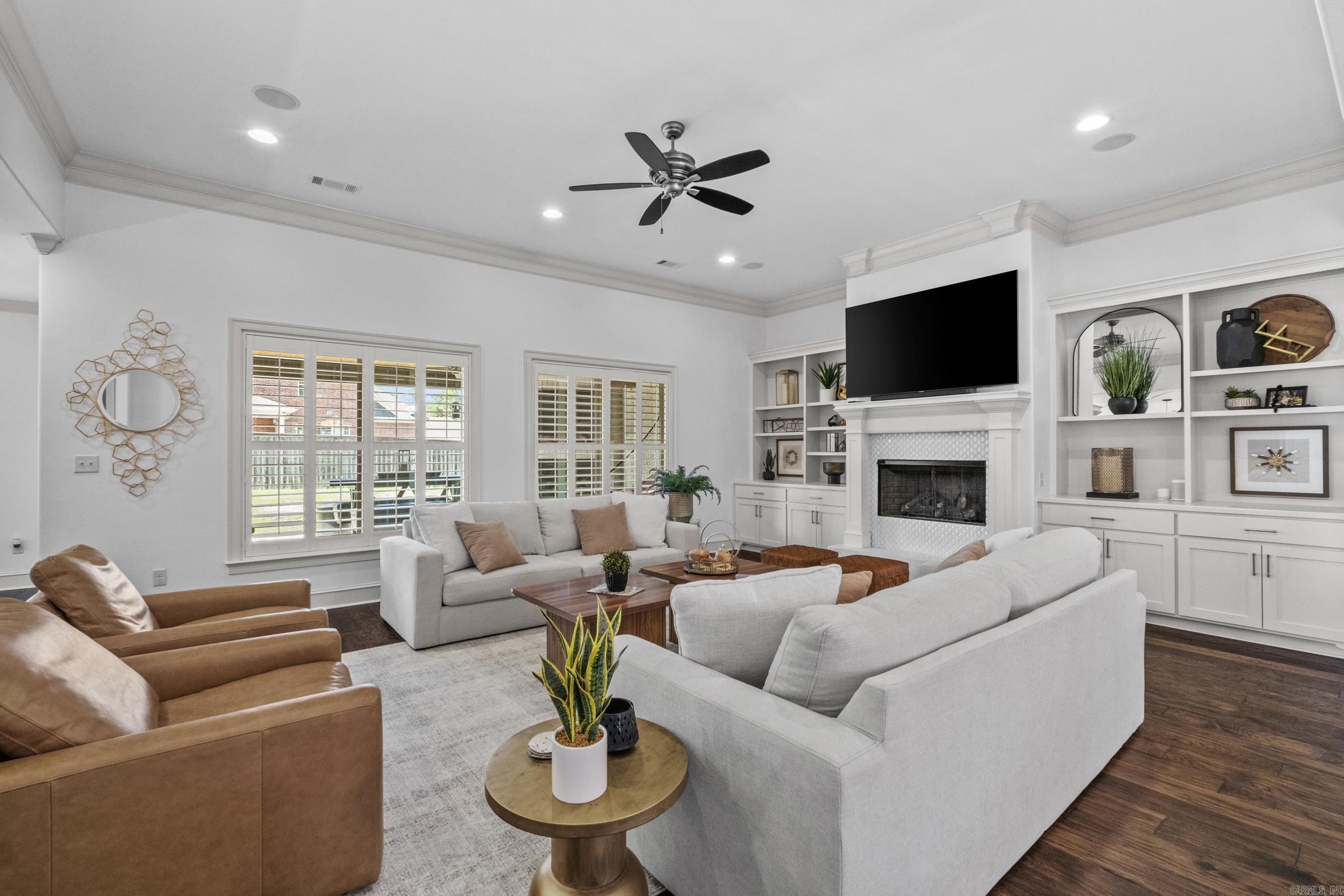 CHENAL VALLEY "MIRABEL COURT" - Residential