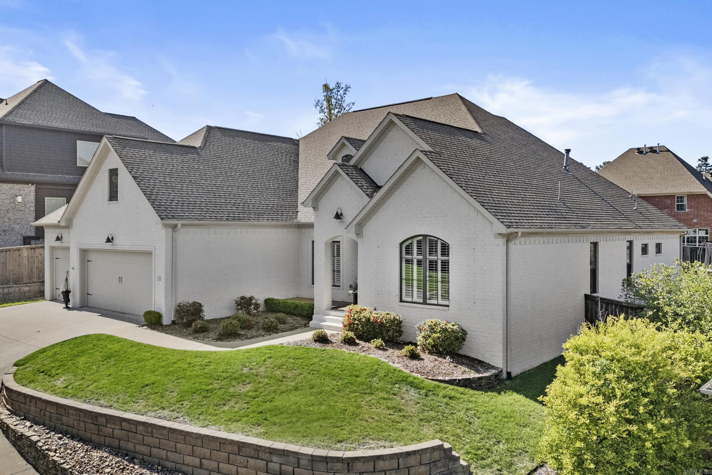 CHENAL VALLEY "MIRABEL COURT" - Residential