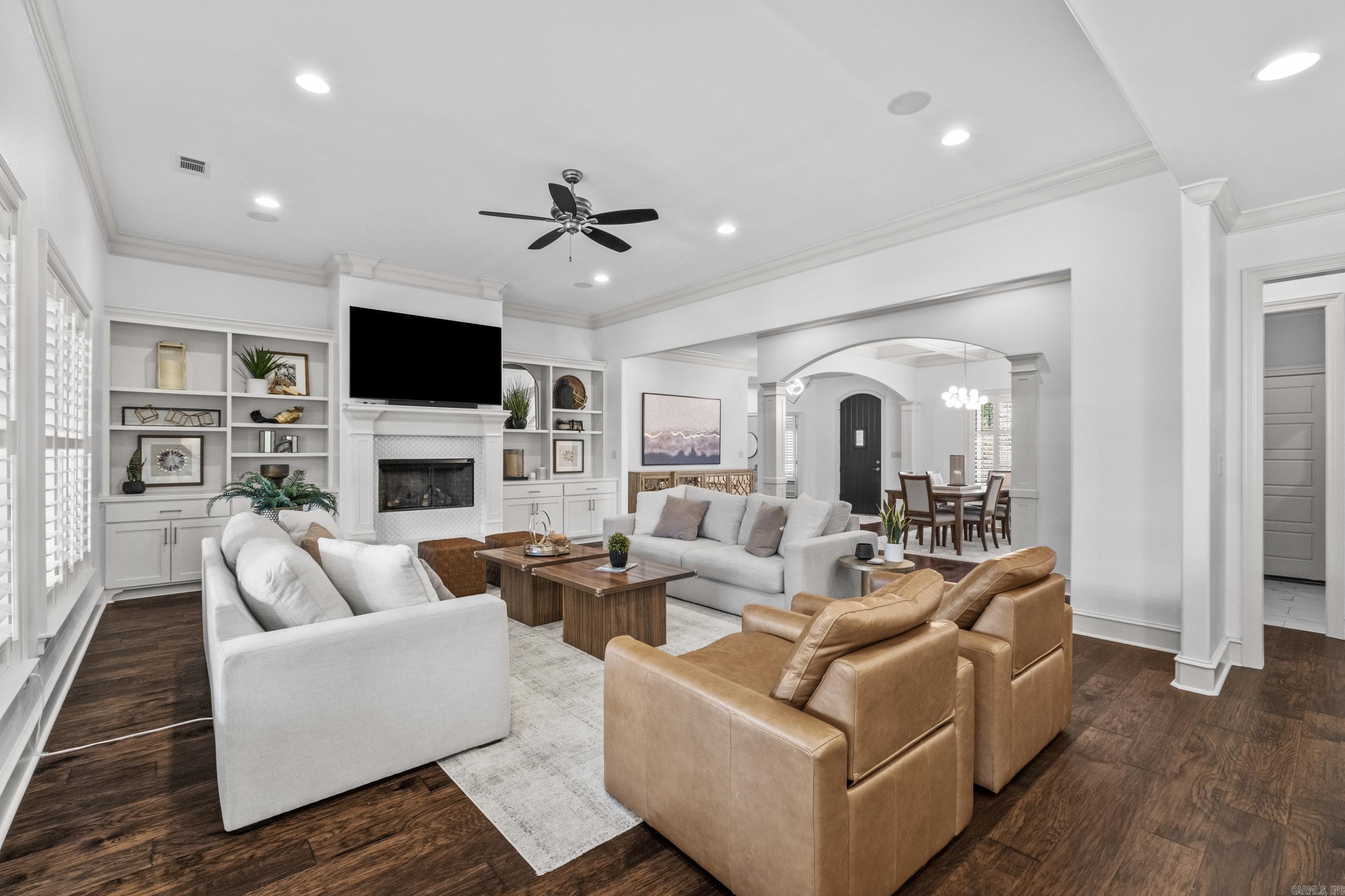 CHENAL VALLEY "MIRABEL COURT" - Residential