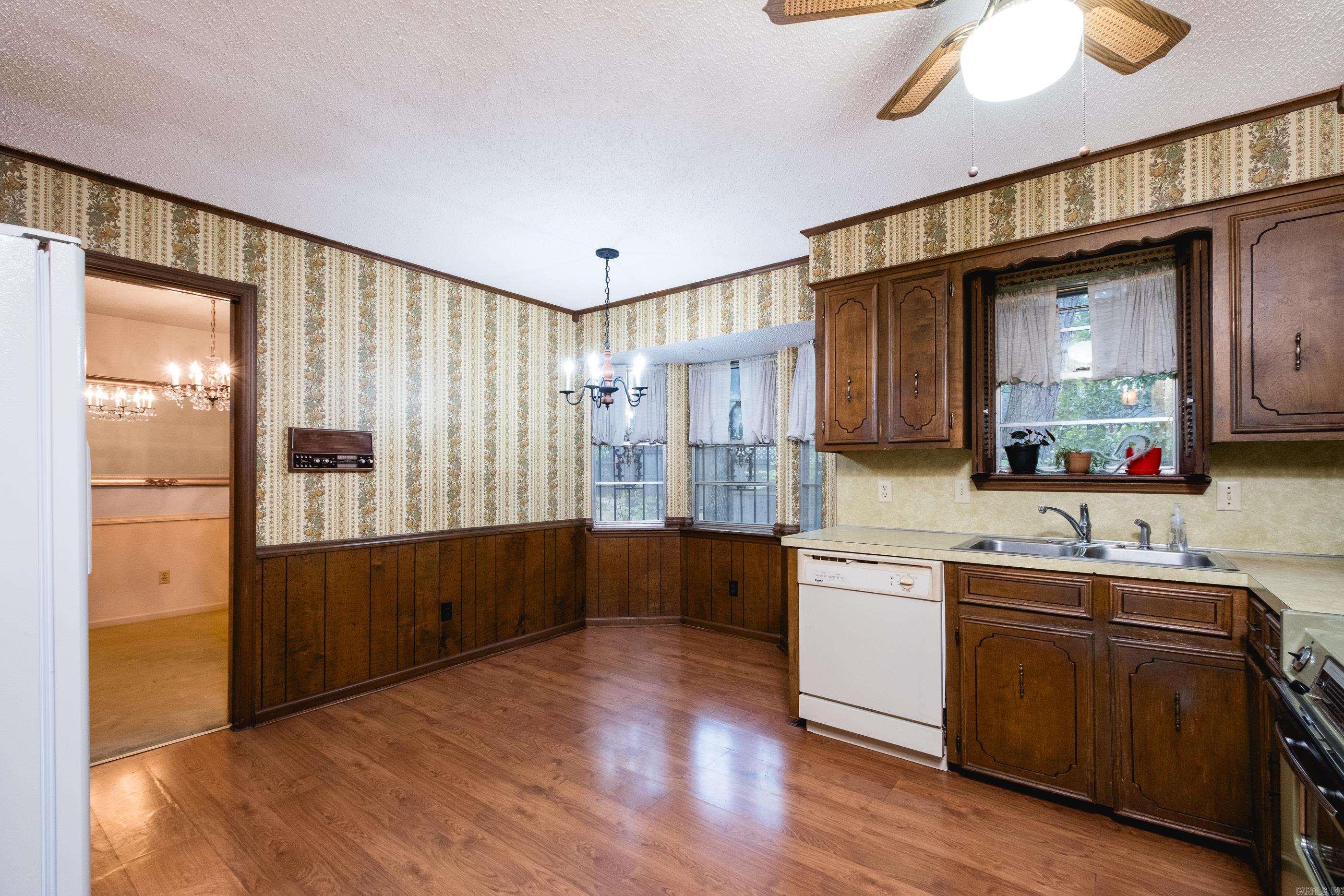 ECHO VALLEY - Residential