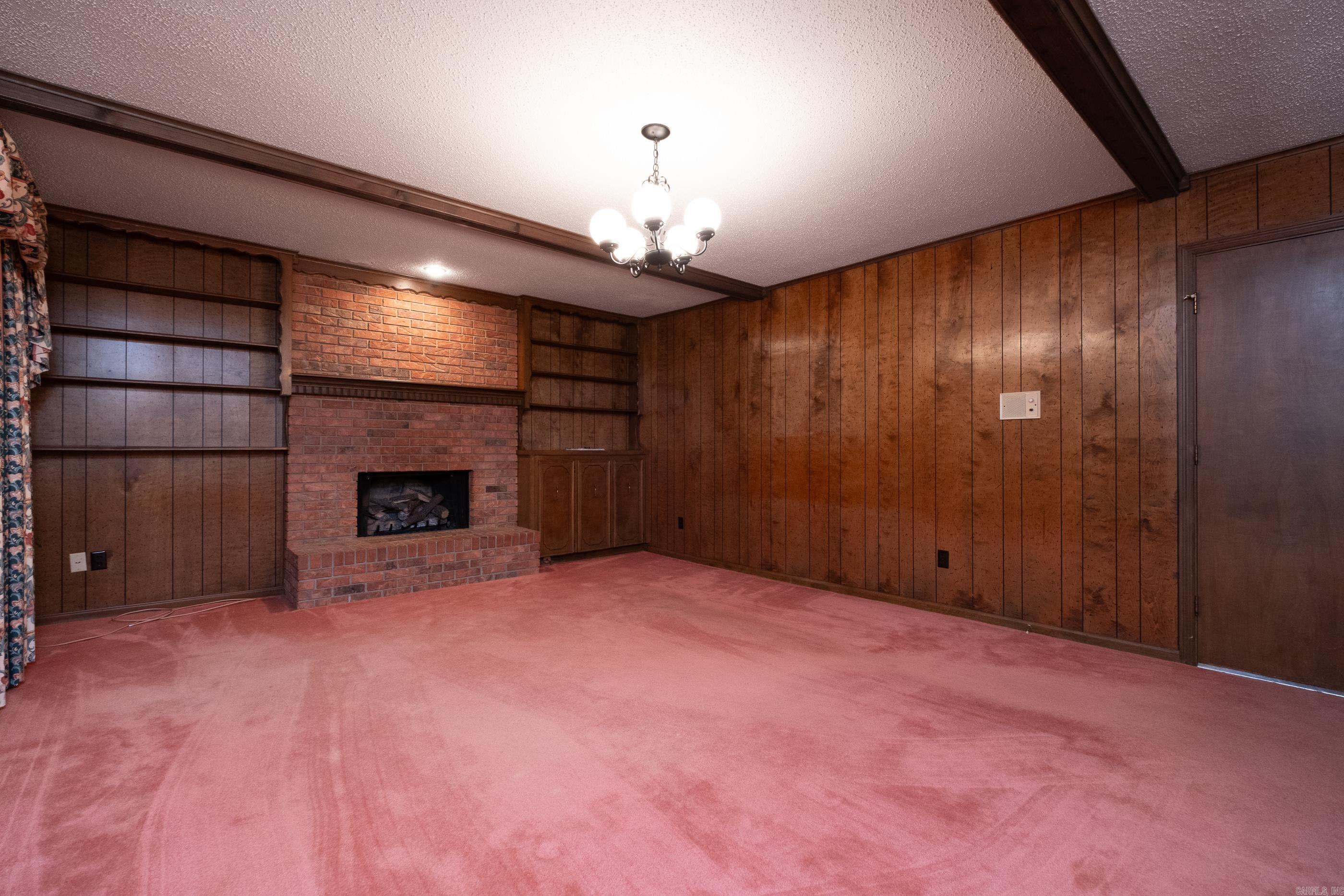 ECHO VALLEY - Residential