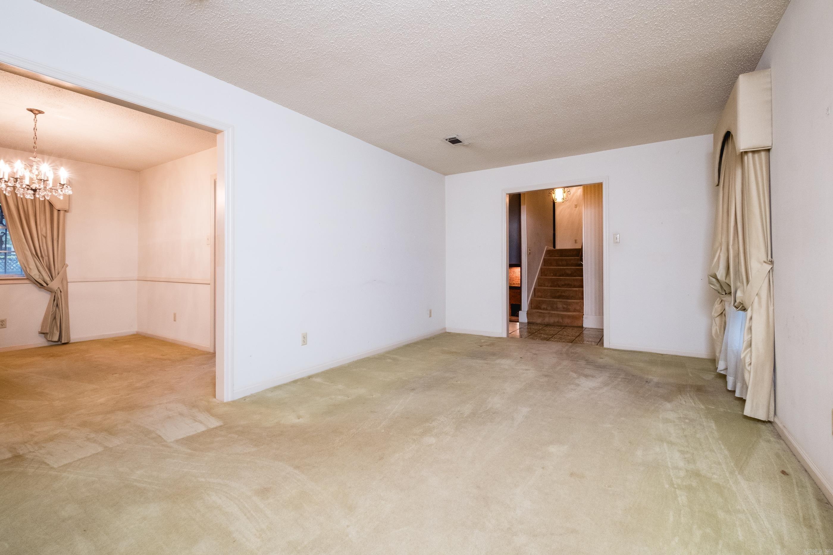 ECHO VALLEY - Residential