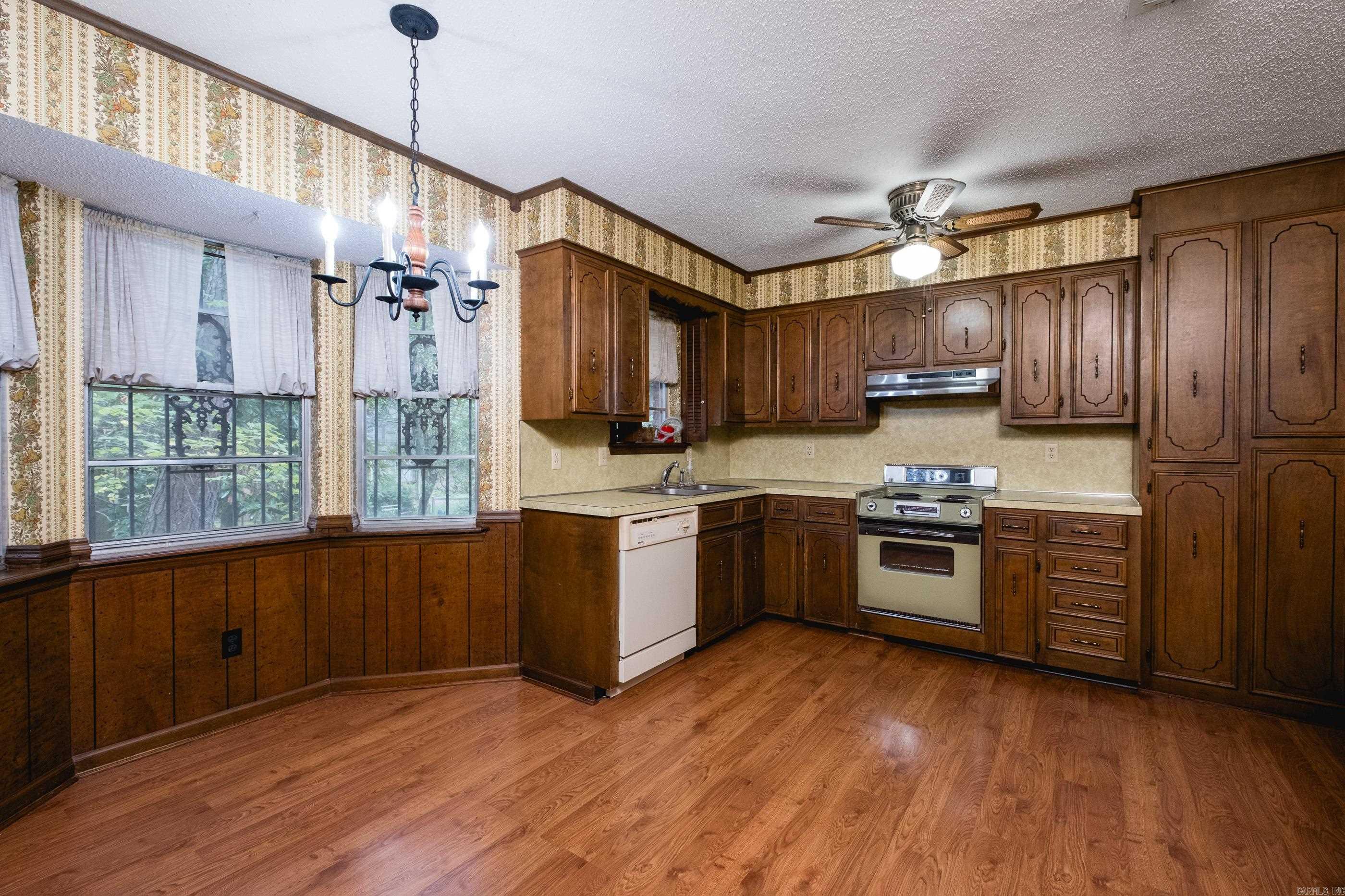 ECHO VALLEY - Residential