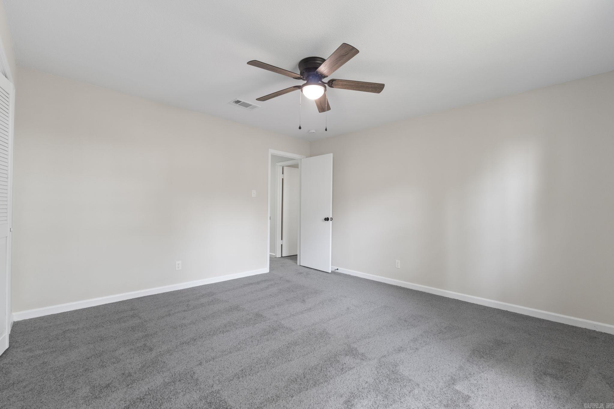 LAKEWOOD NE - Residential