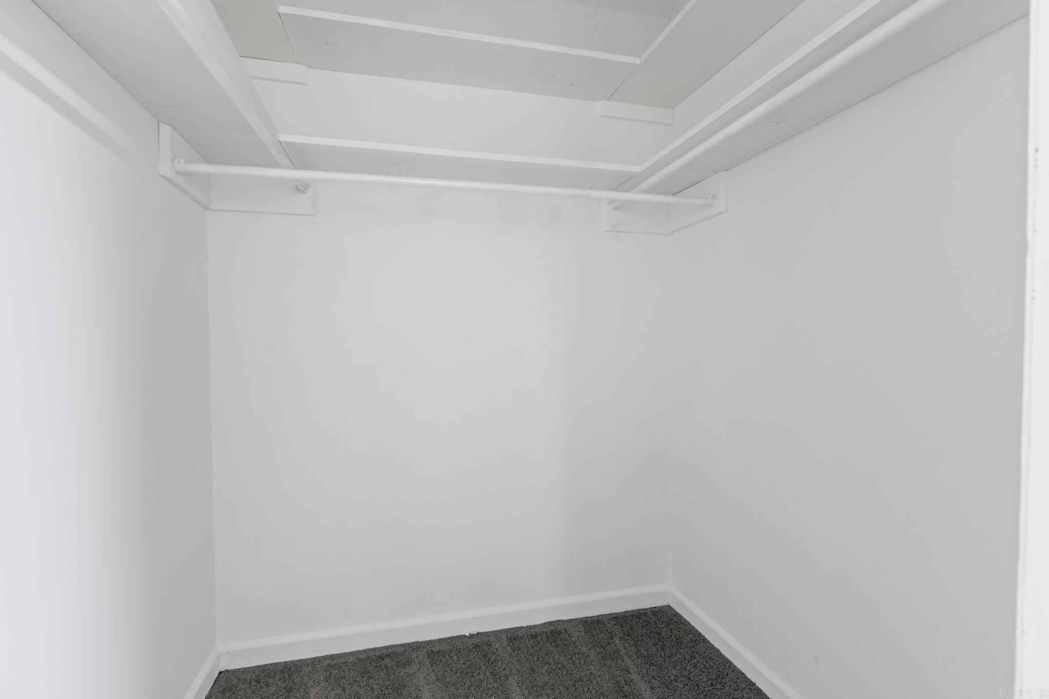 LAKEWOOD NE - Residential