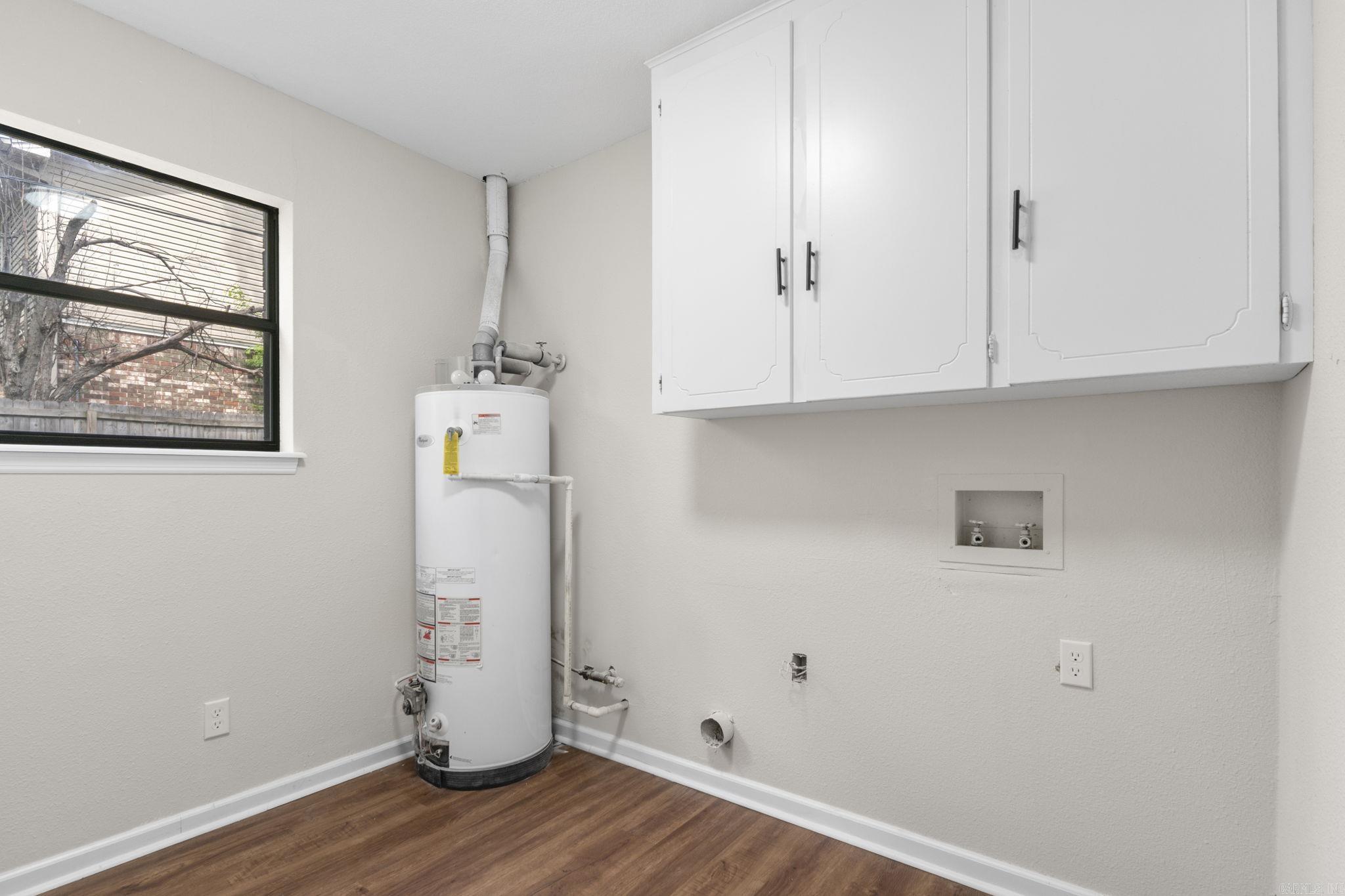 LAKEWOOD NE - Residential