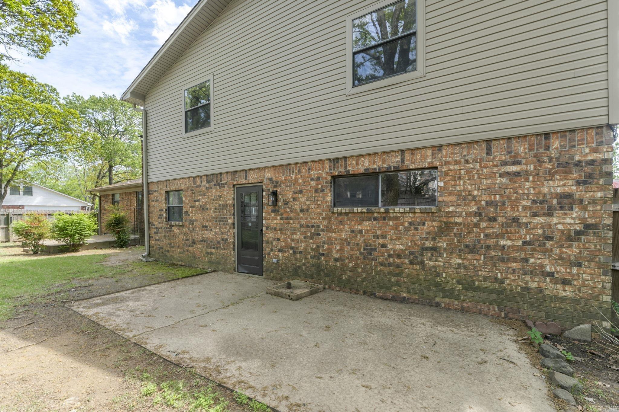 LAKEWOOD NE - Residential