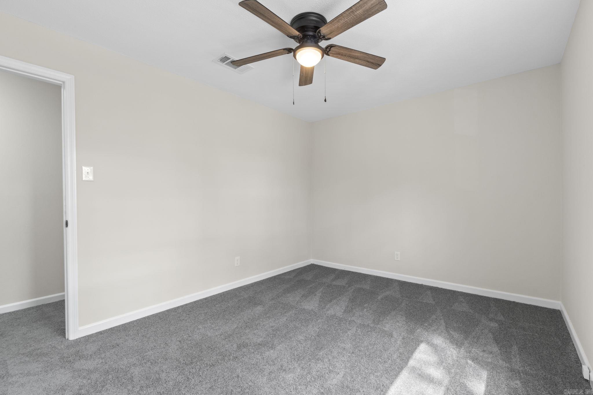 LAKEWOOD NE - Residential