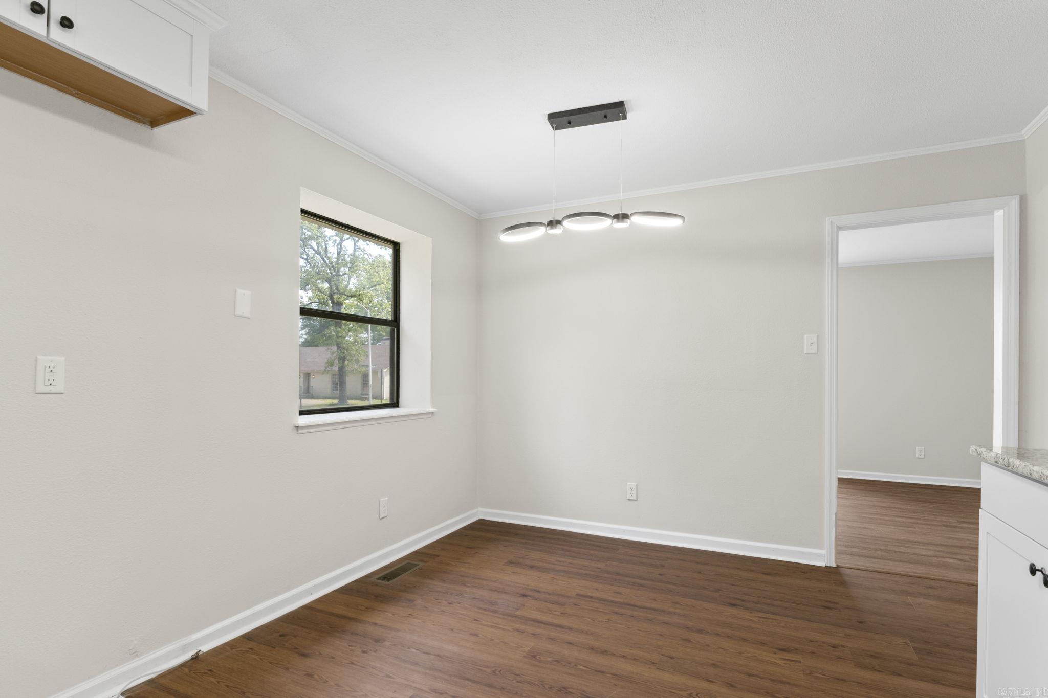 LAKEWOOD NE - Residential