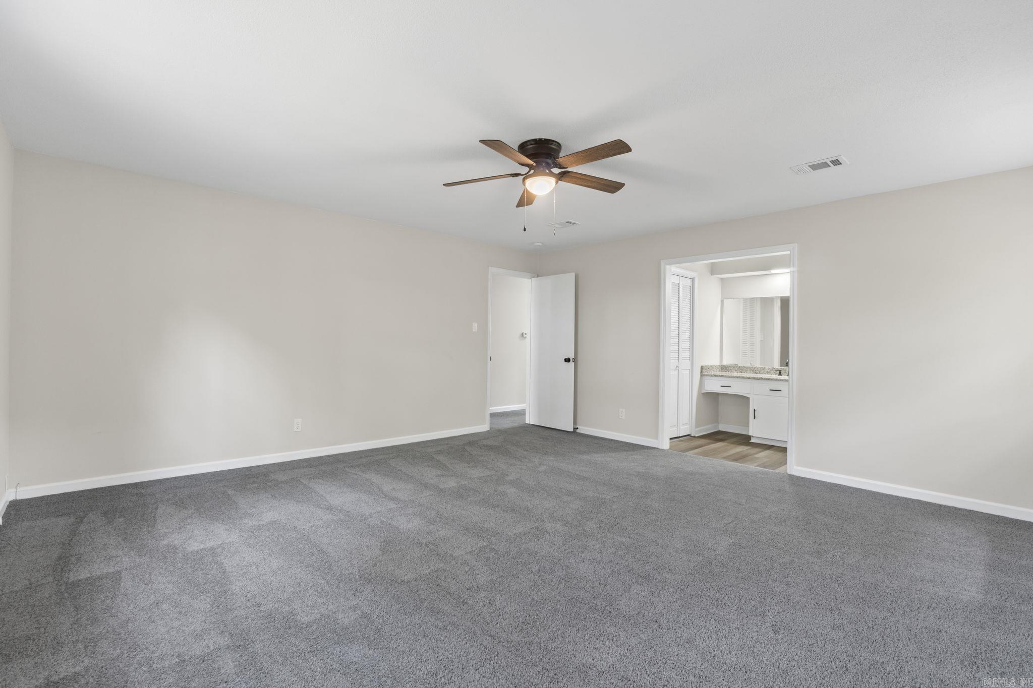 LAKEWOOD NE - Residential