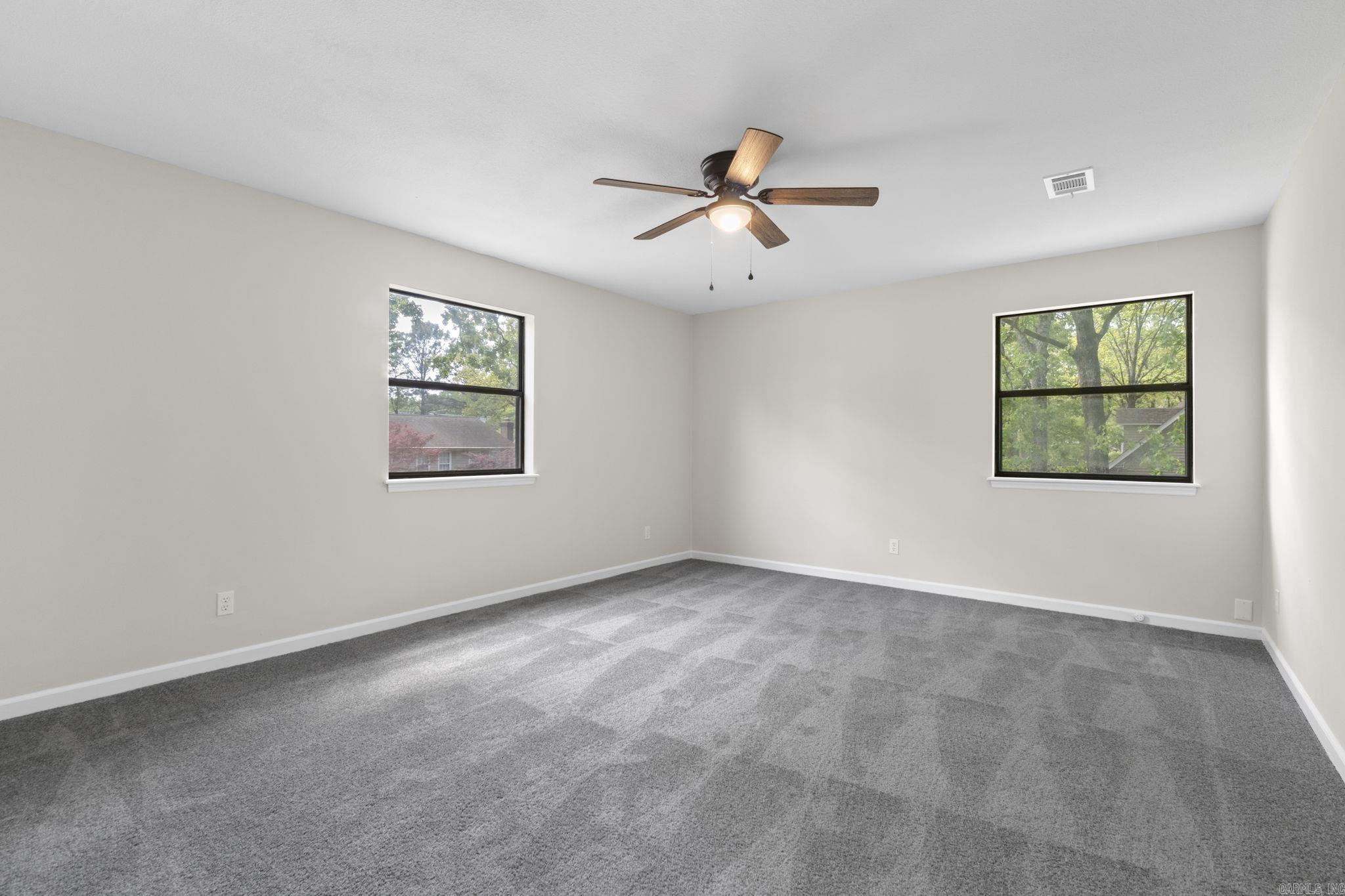 LAKEWOOD NE - Residential