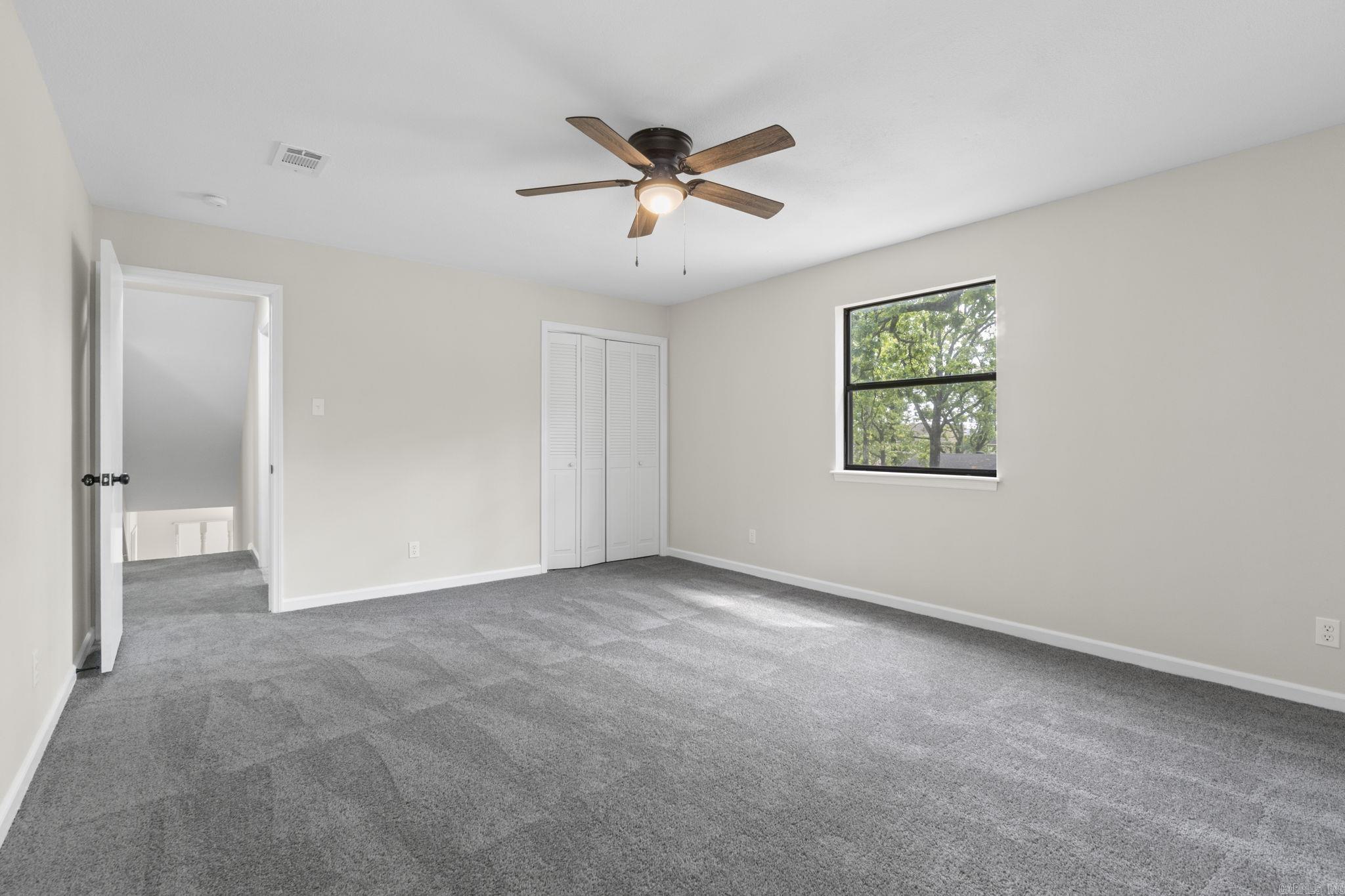 LAKEWOOD NE - Residential