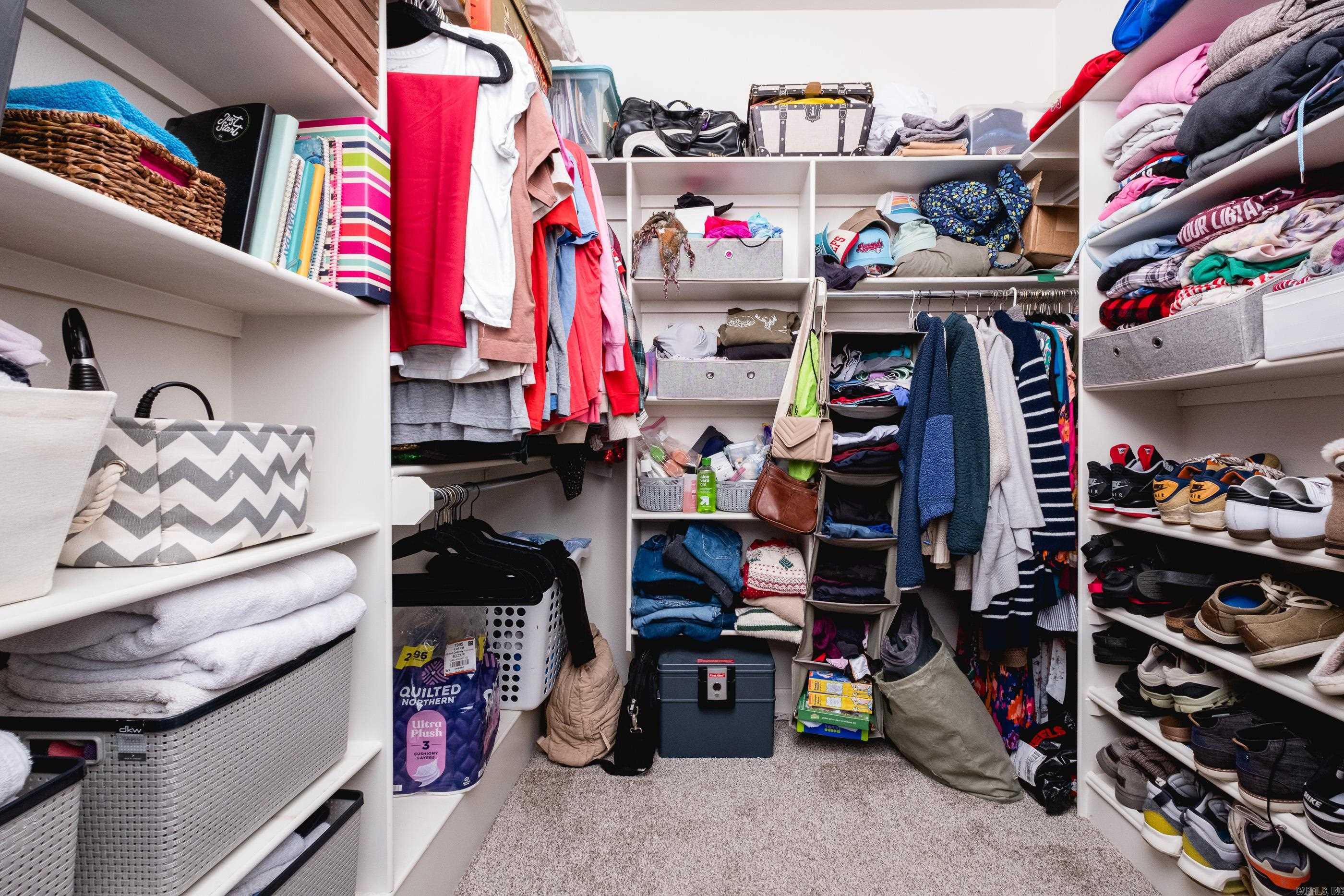 COLDWATER CREEK - Residential