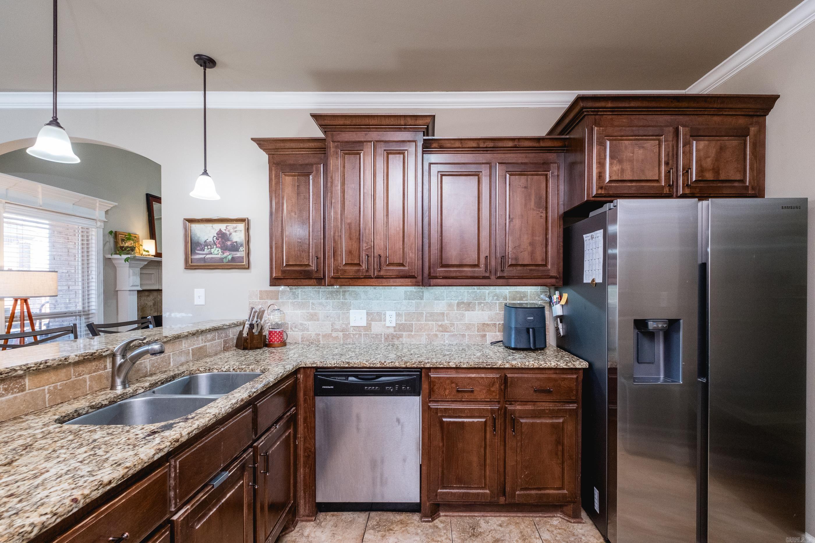 COLDWATER CREEK - Residential