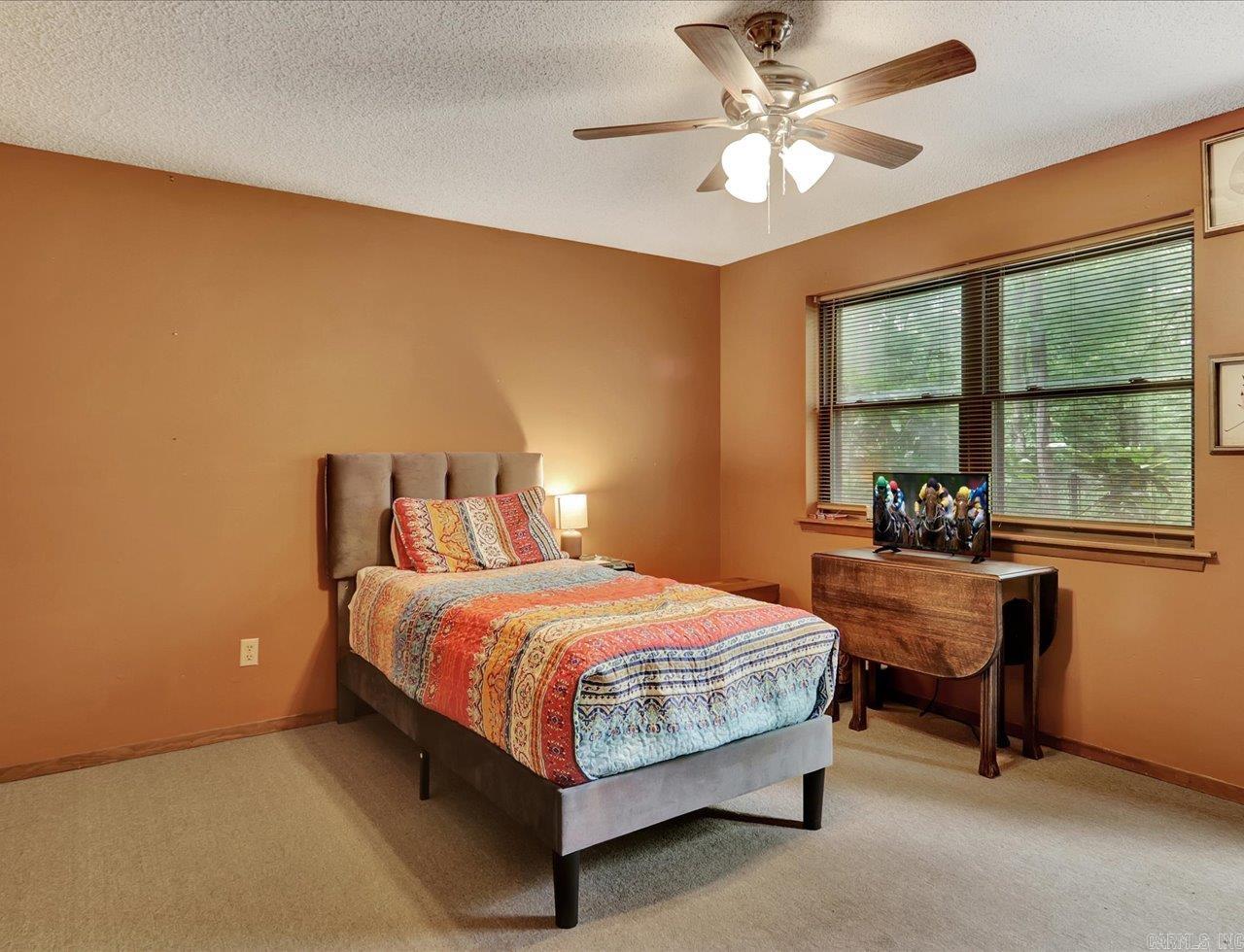 PINTUERERO - Residential