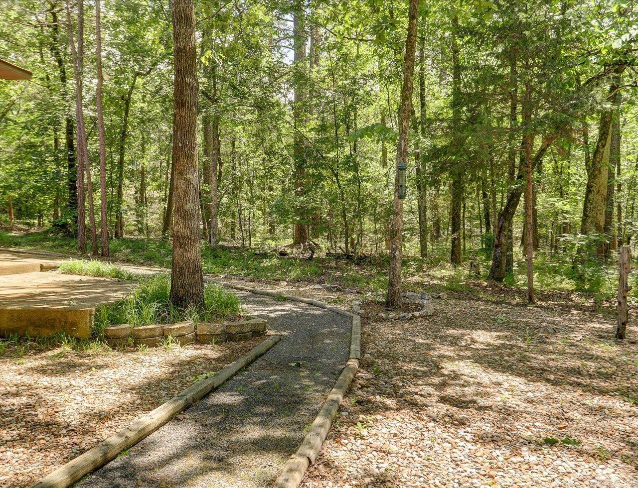 PINTUERERO - Residential