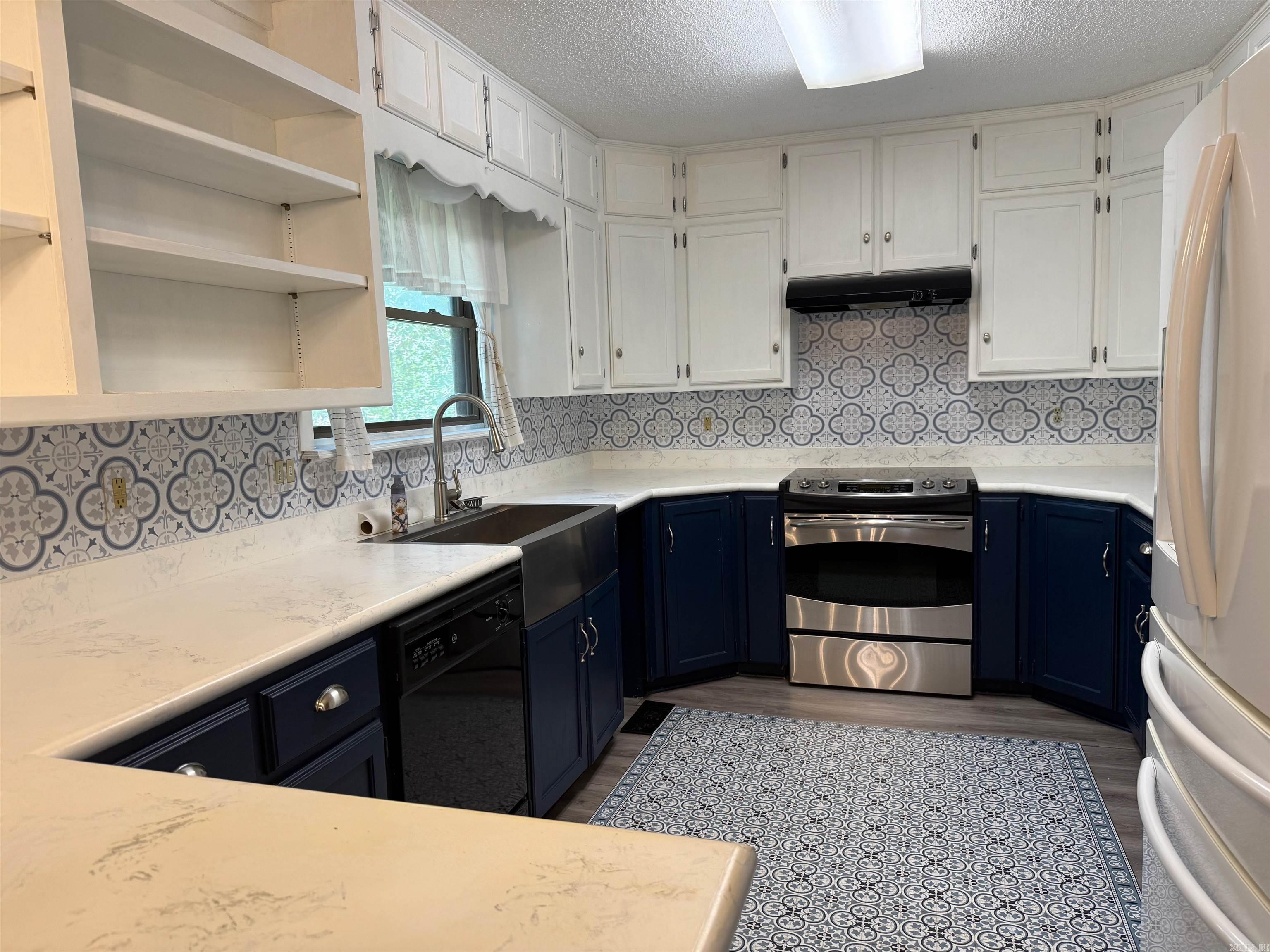 PINTUERERO - Residential