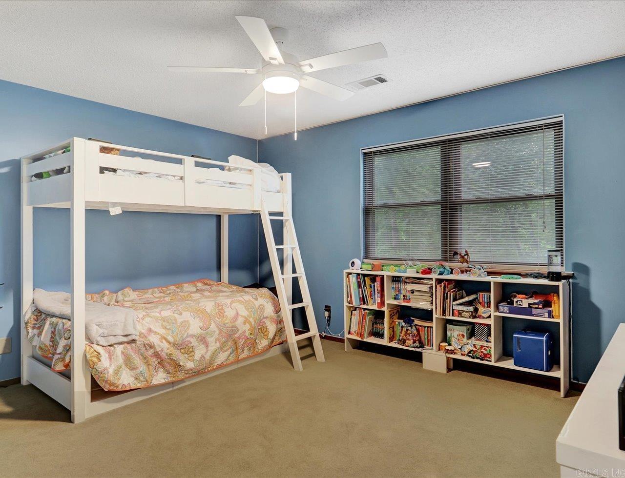 PINTUERERO - Residential