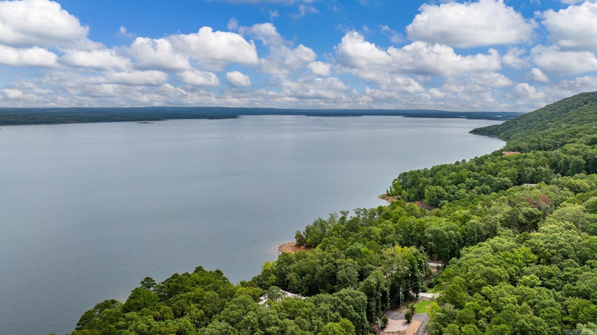 DIAMOND BLUFF ESTATES - Residential