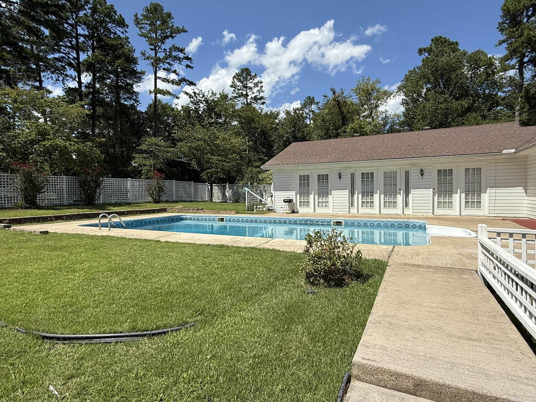 Mena Lake Incorporated - Residential