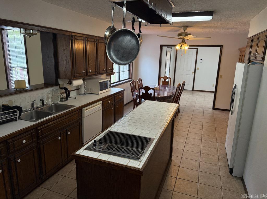 Mena Lake Incorporated - Residential