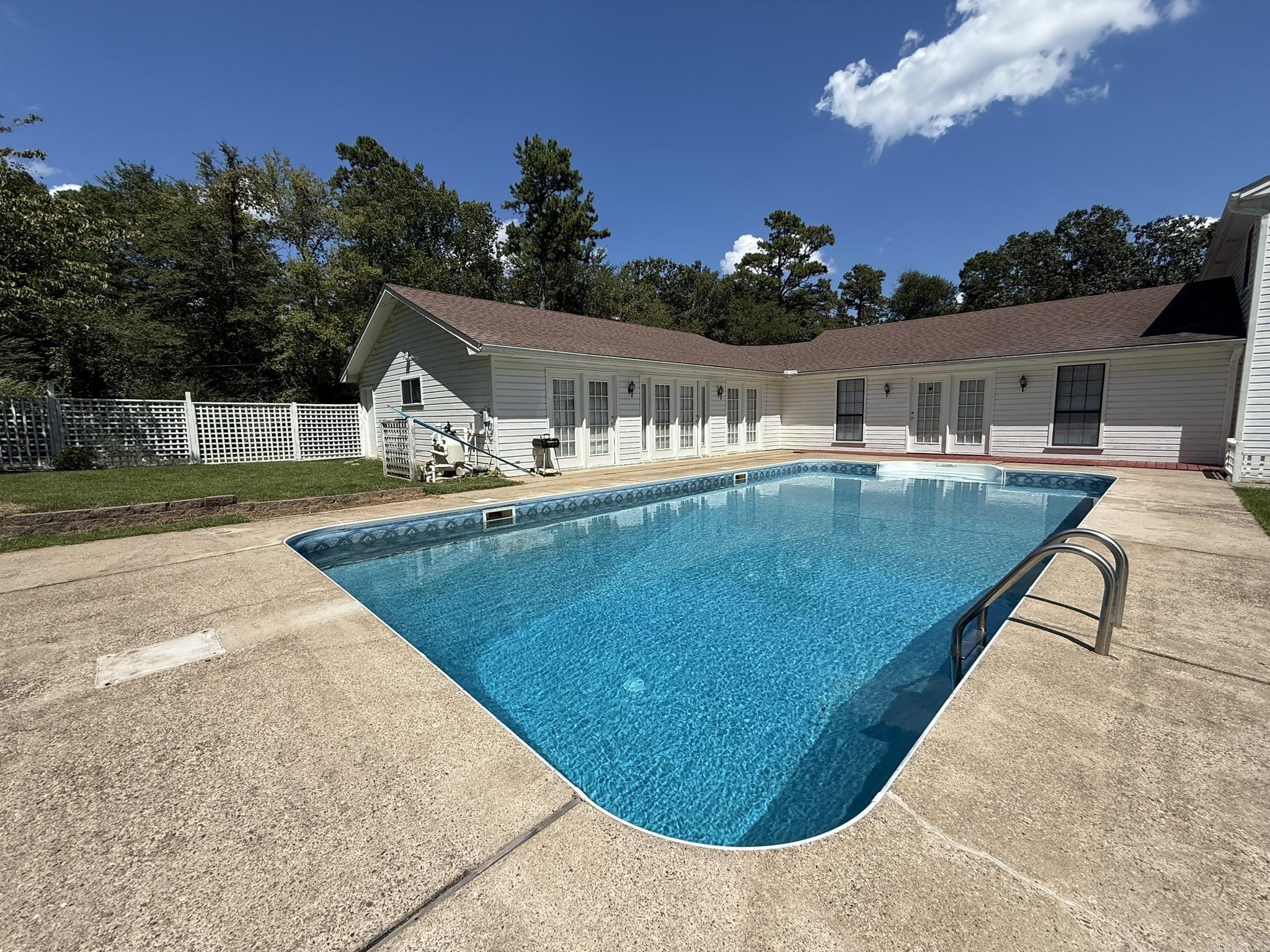 Mena Lake Incorporated - Residential