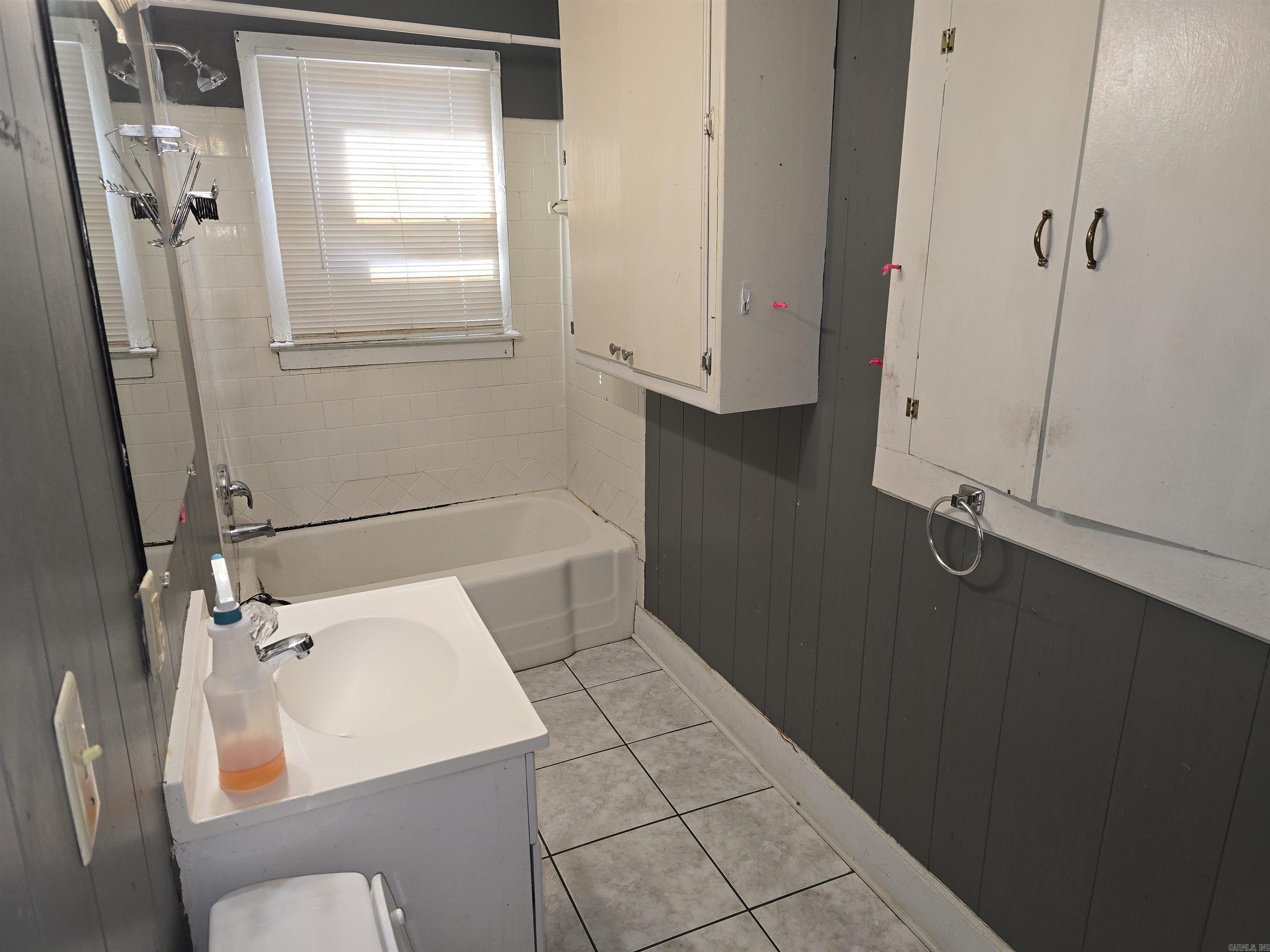 Dierks Hays 2nd - Residential