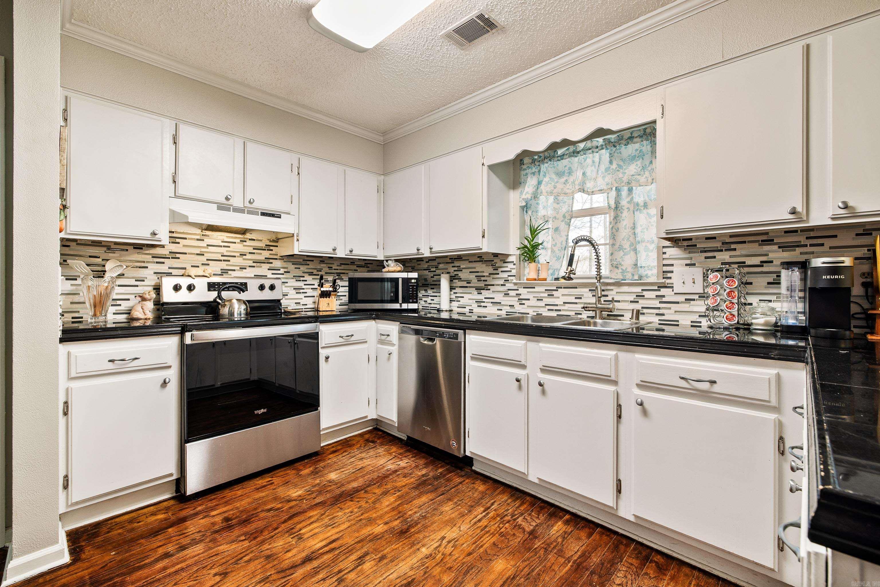 WOODLAND HEIGHTS ADDN - Residential