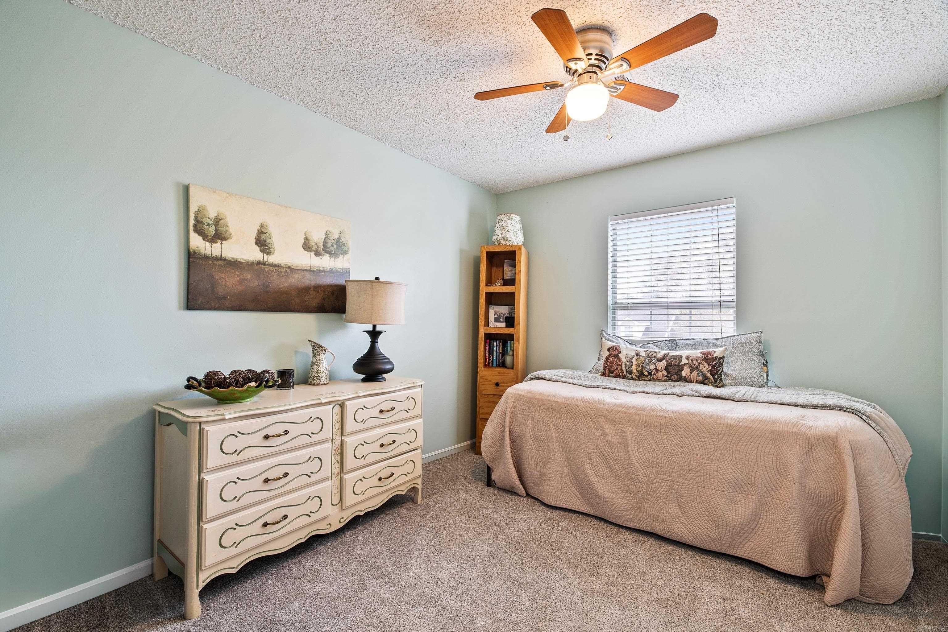 WOODLAND HEIGHTS ADDN - Residential