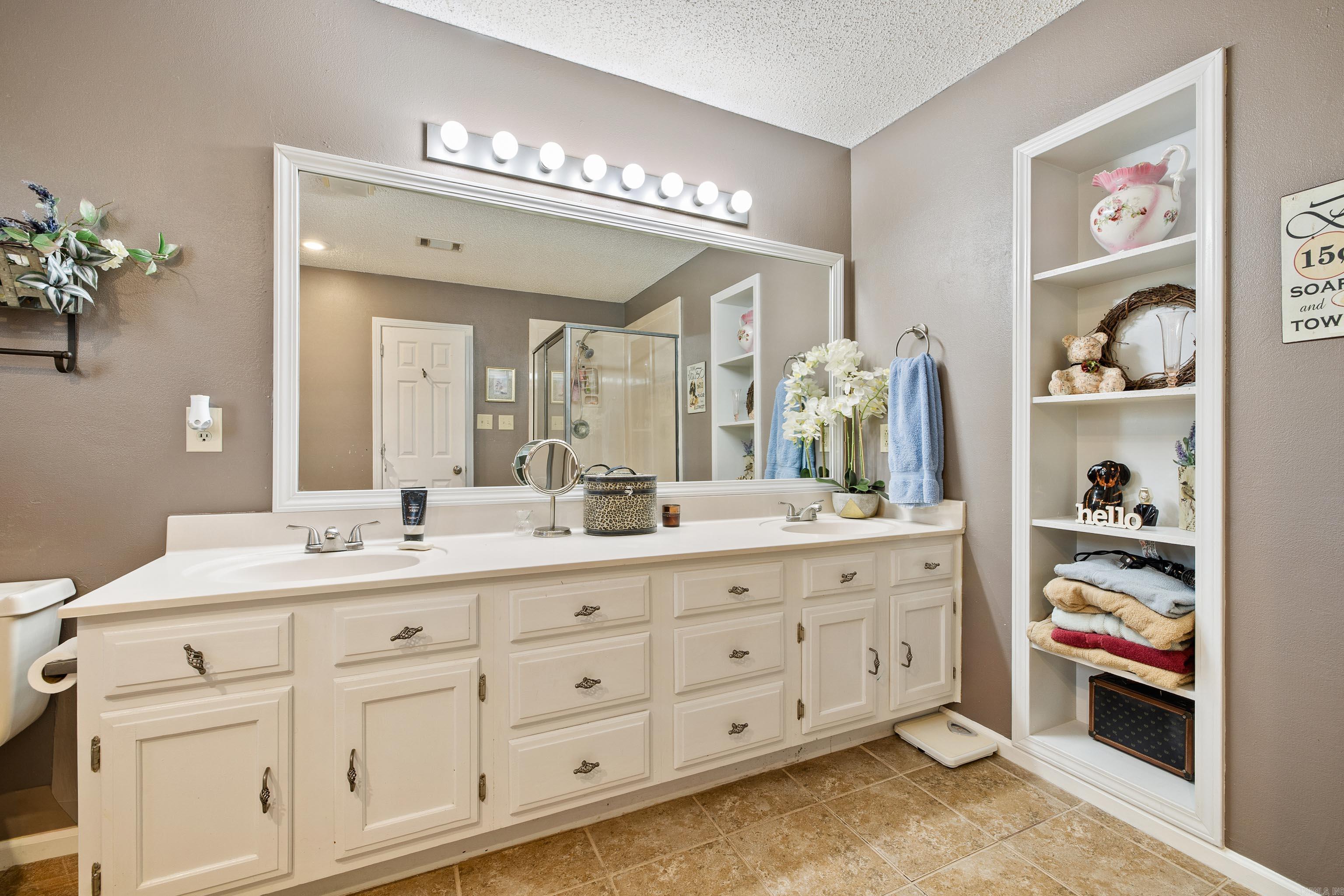 WOODLAND HEIGHTS ADDN - Residential