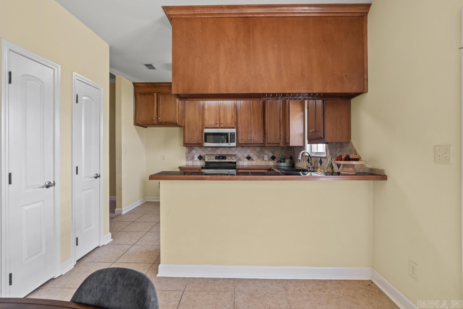 ASHLEY DOWNS - Residential