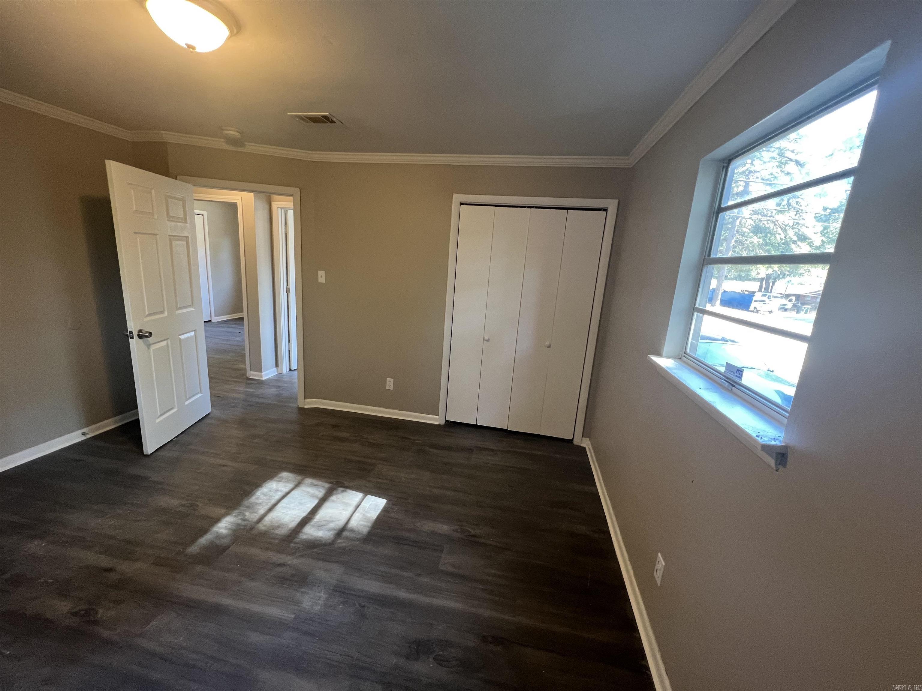 Burnelle Manor - Residential Lease