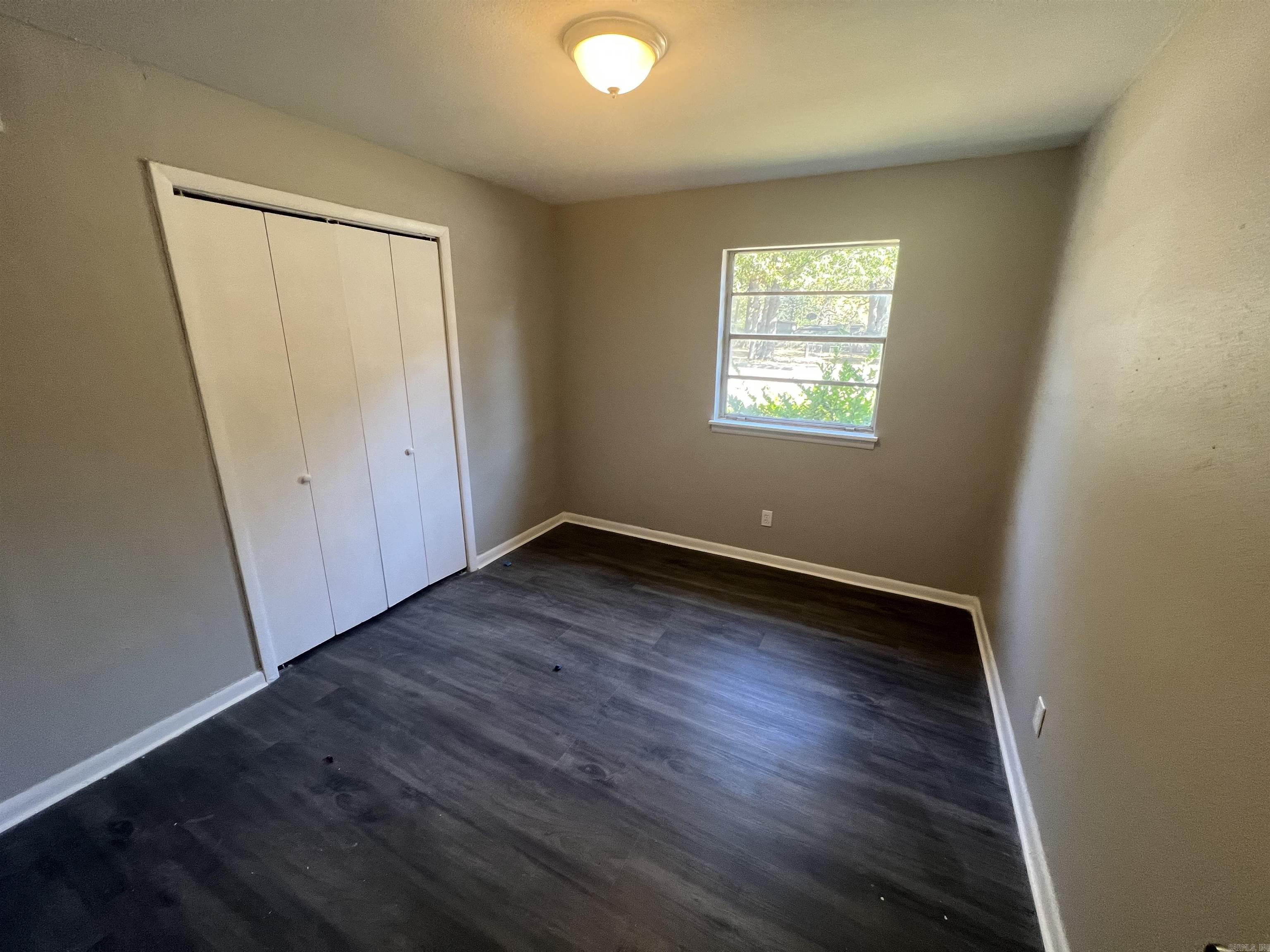 Burnelle Manor - Residential Lease