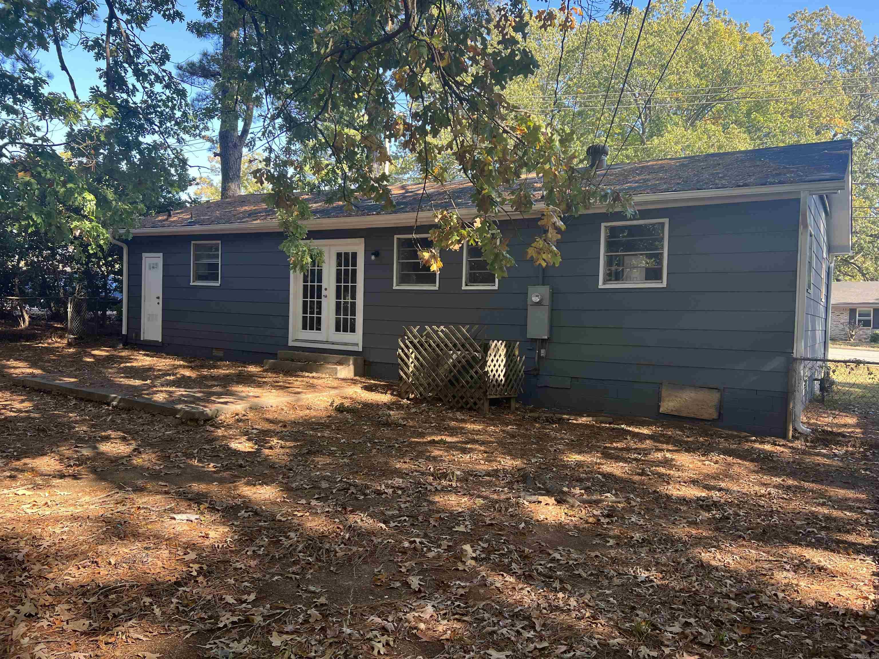 Burnelle Manor - Residential Lease