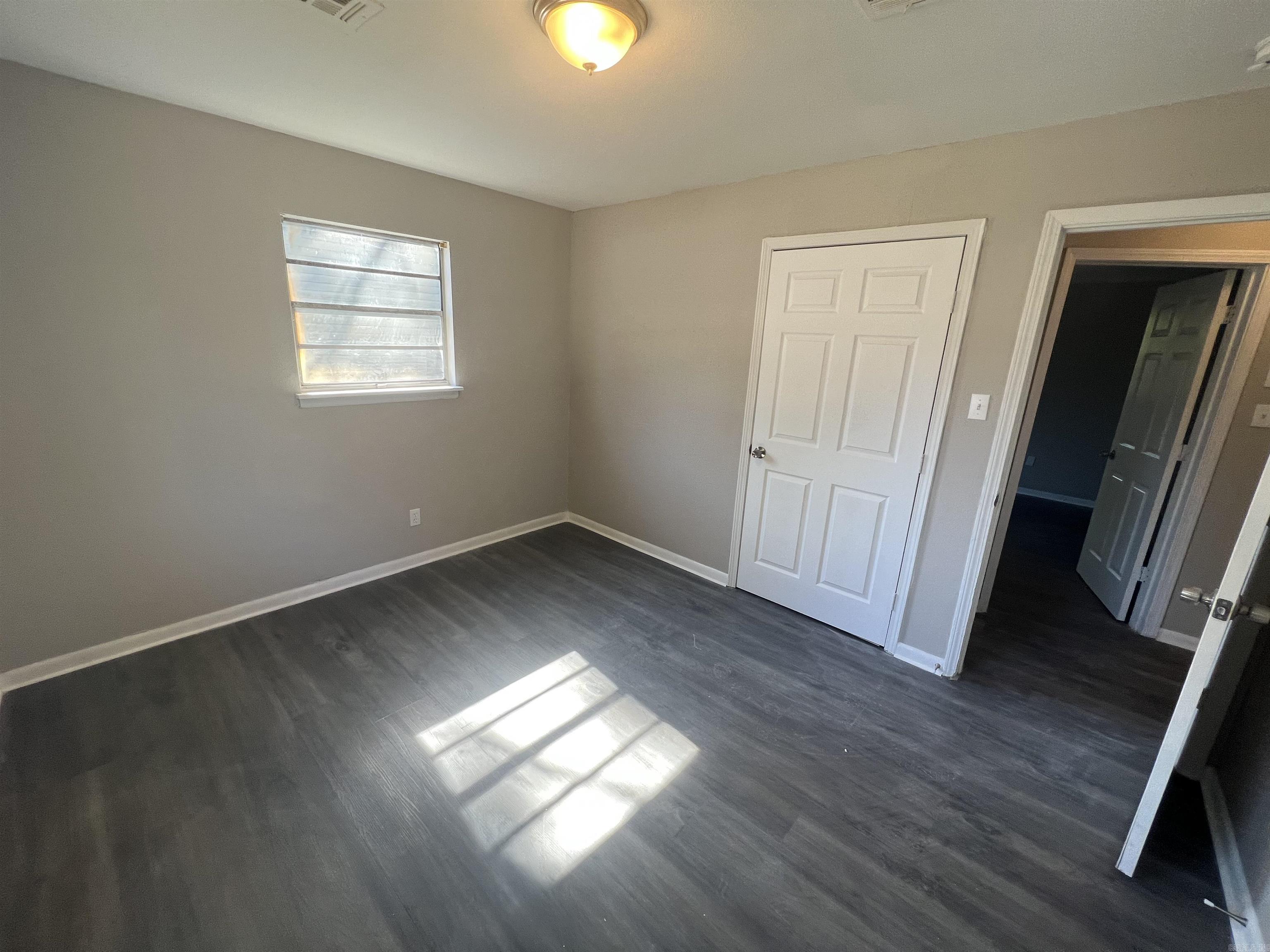 Burnelle Manor - Residential Lease