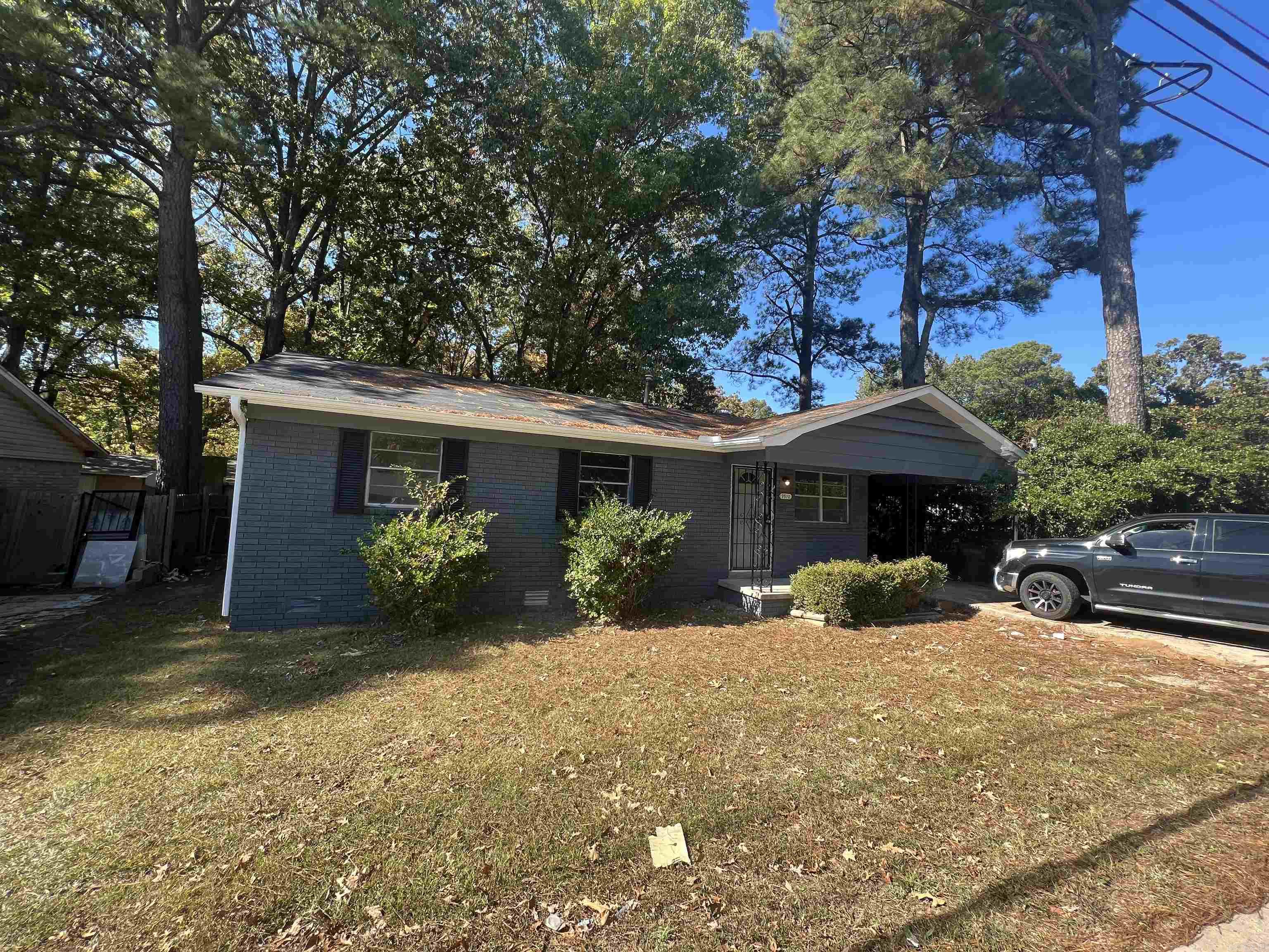 Burnelle Manor - Residential Lease