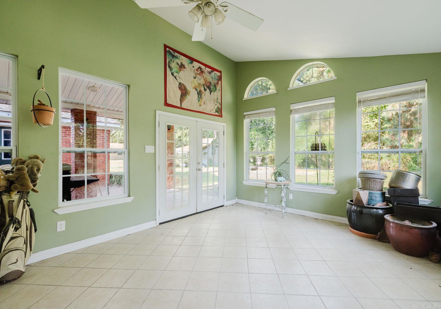 CUSHING MANOR - Residential