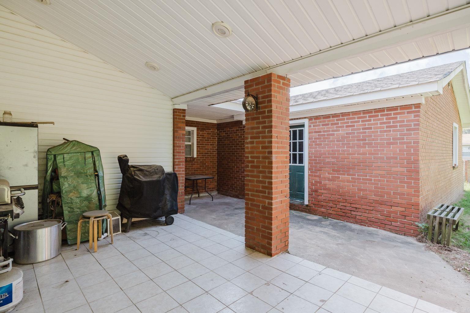 CUSHING MANOR - Residential