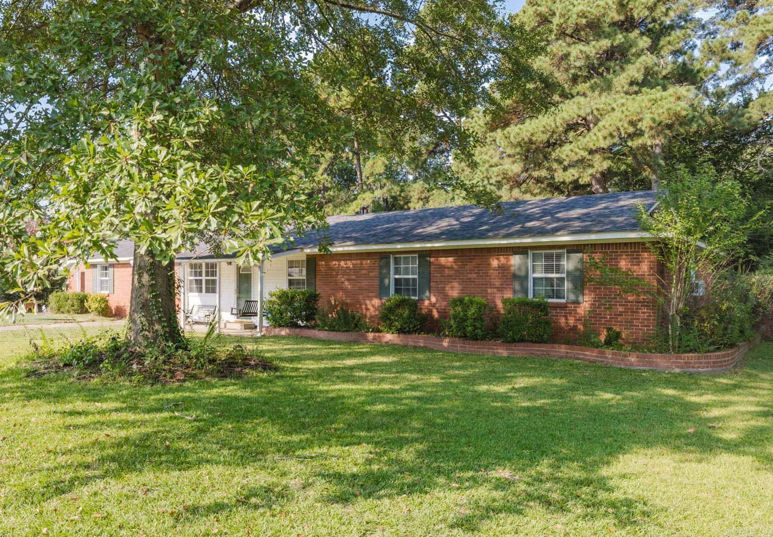 CUSHING MANOR - Residential