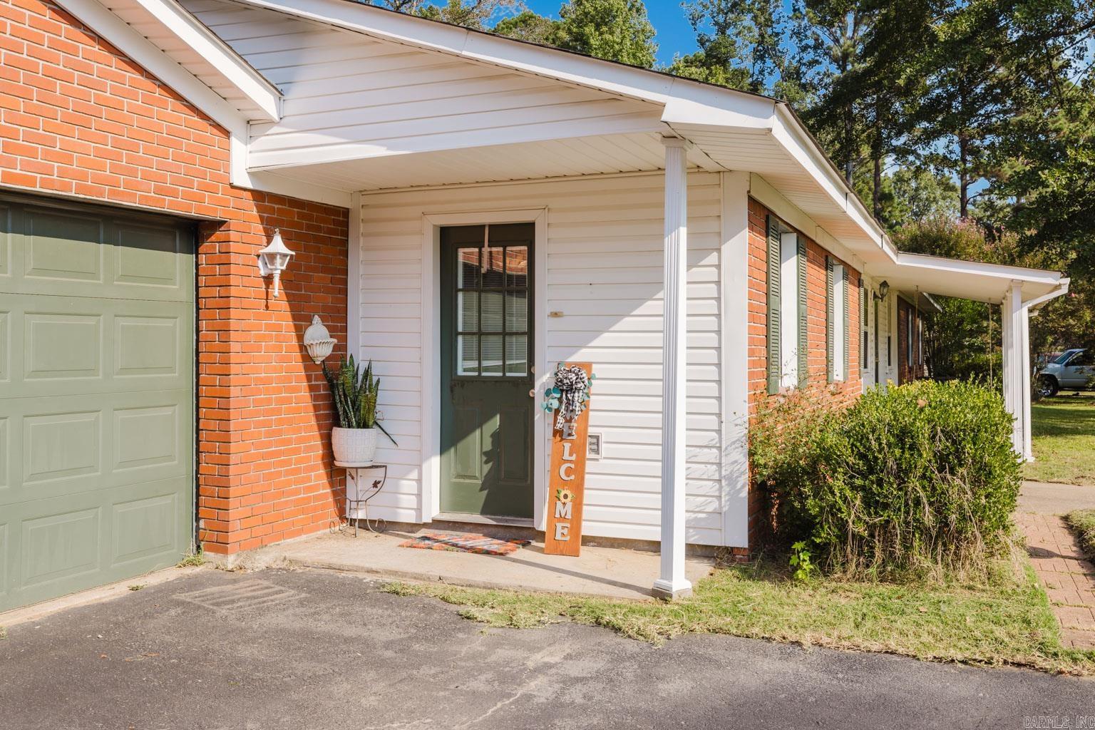 CUSHING MANOR - Residential