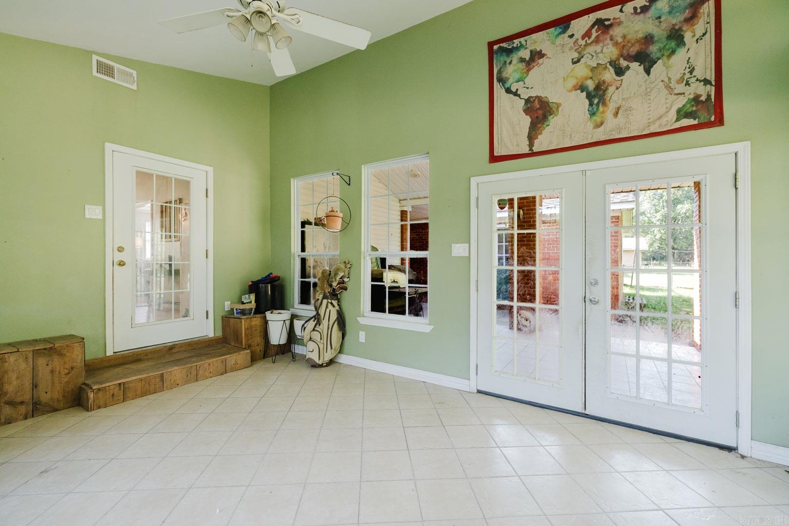 CUSHING MANOR - Residential